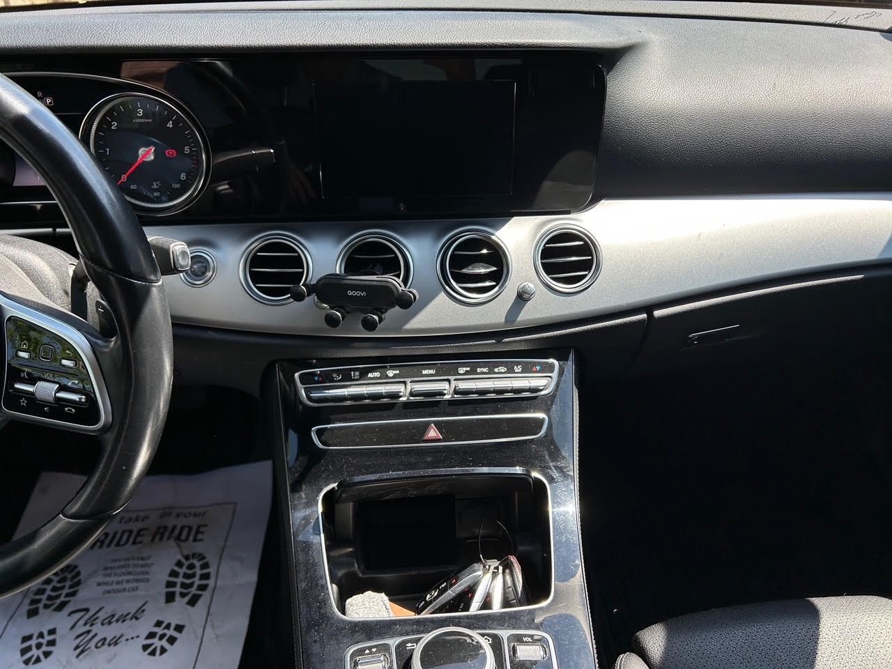 Mercedes-Benz Třídy E, MB E 200d 67tkm - fotka 6