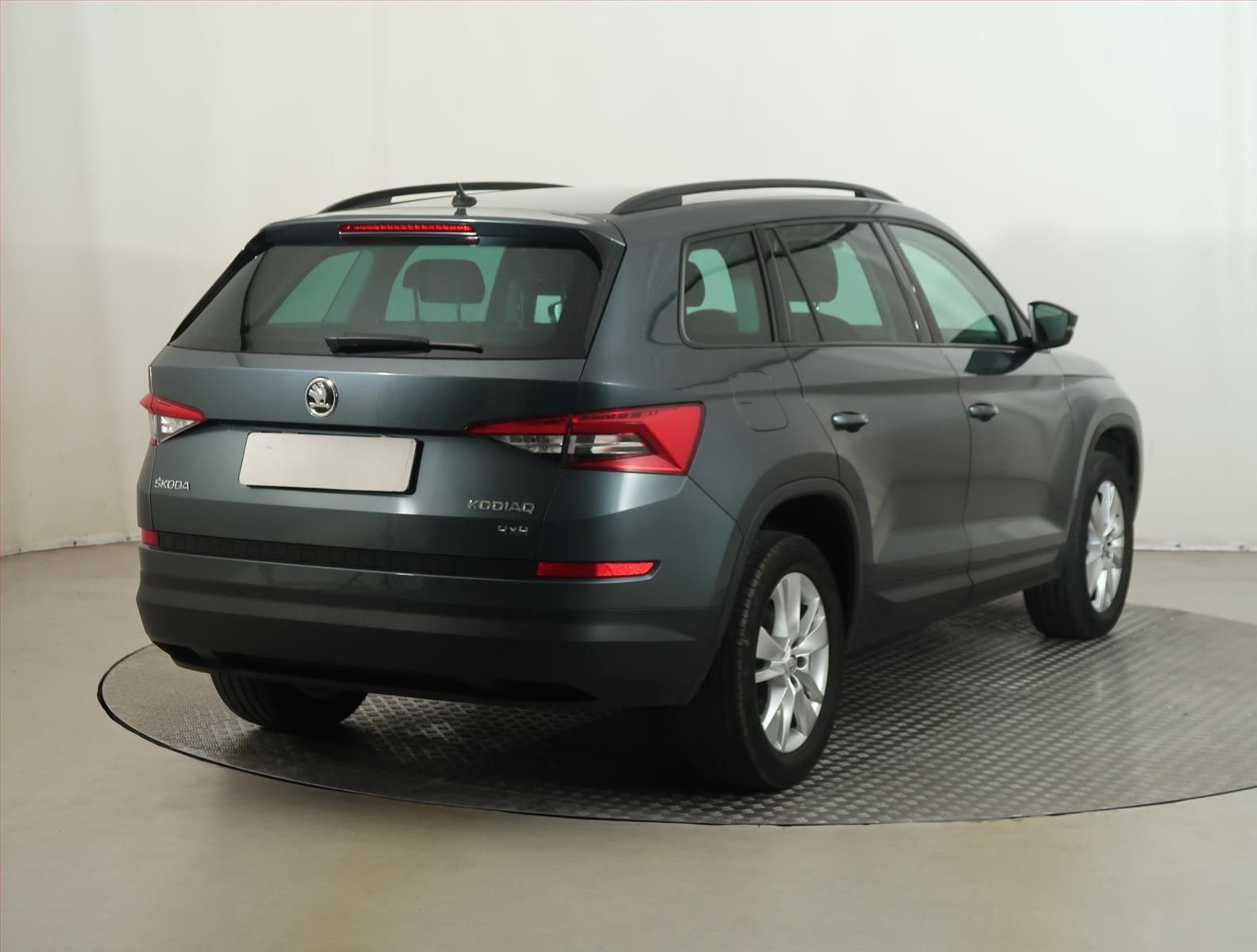 Škoda Kodiaq, 1.4 TSI, 4X4, ČR,1.maj - fotka 5