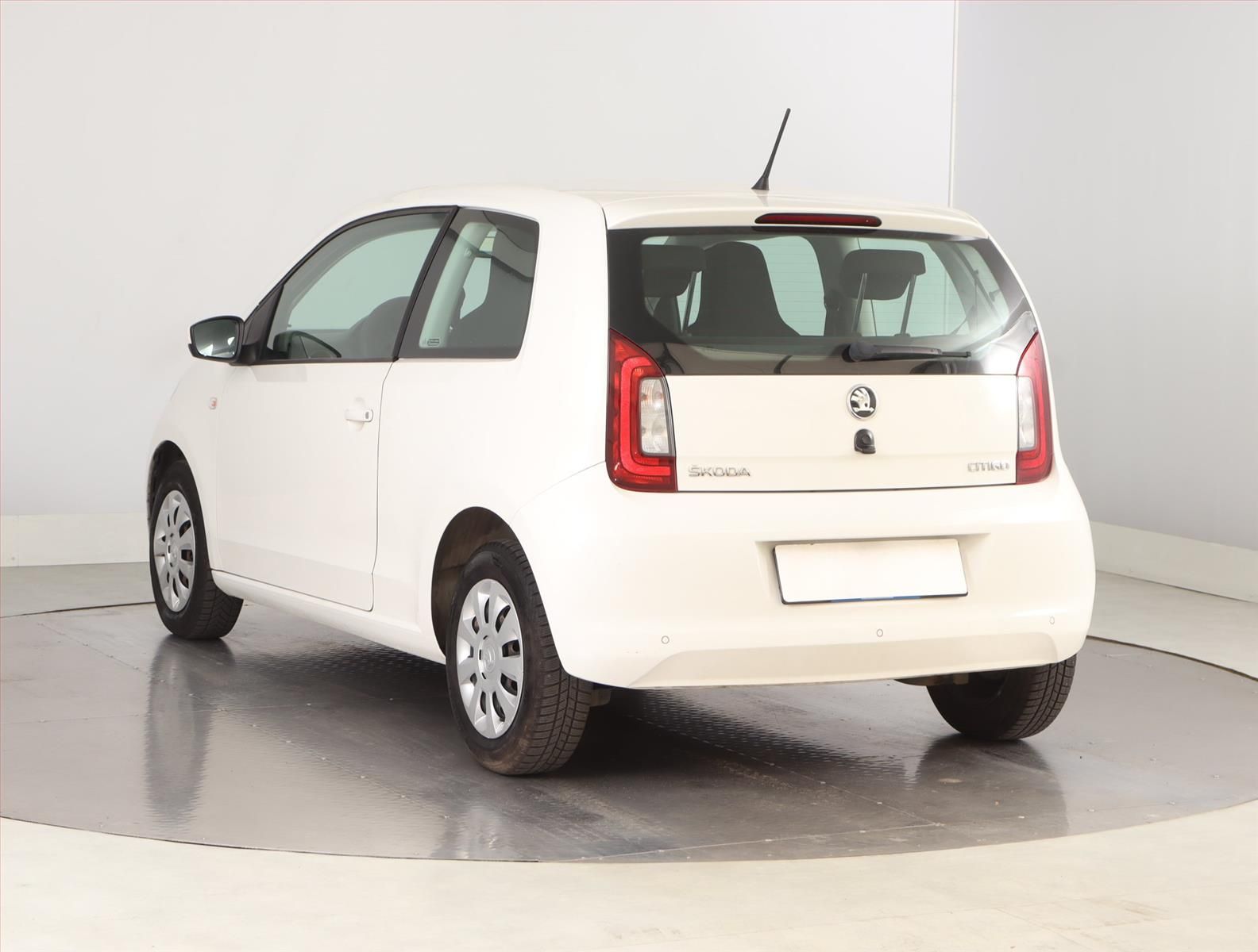 Škoda Citigo, 1.0 MPI, Klima, Tempomat - fotka 4