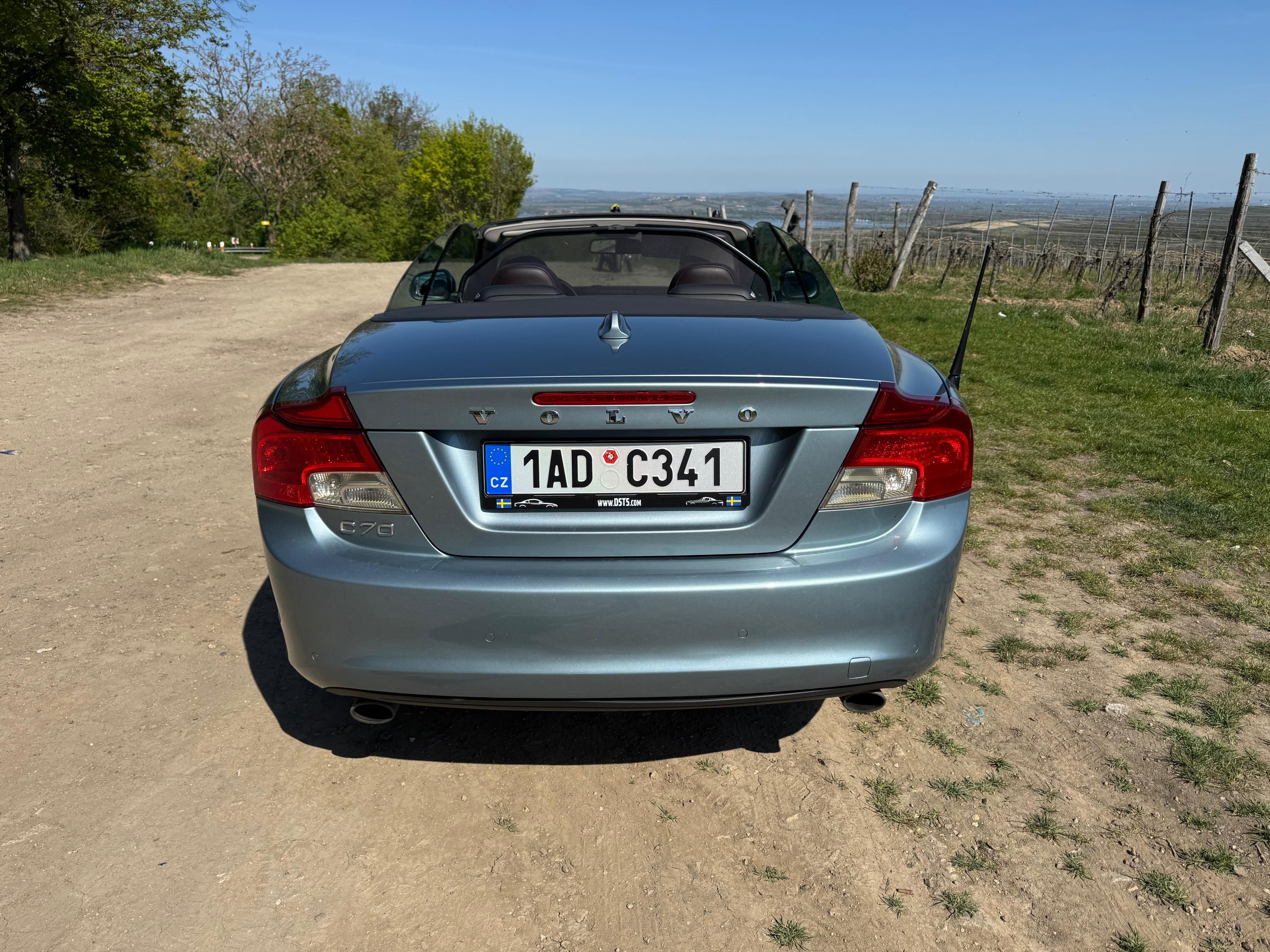 Volvo C70, 2.2 diesel 110kw + čip - fotka 4