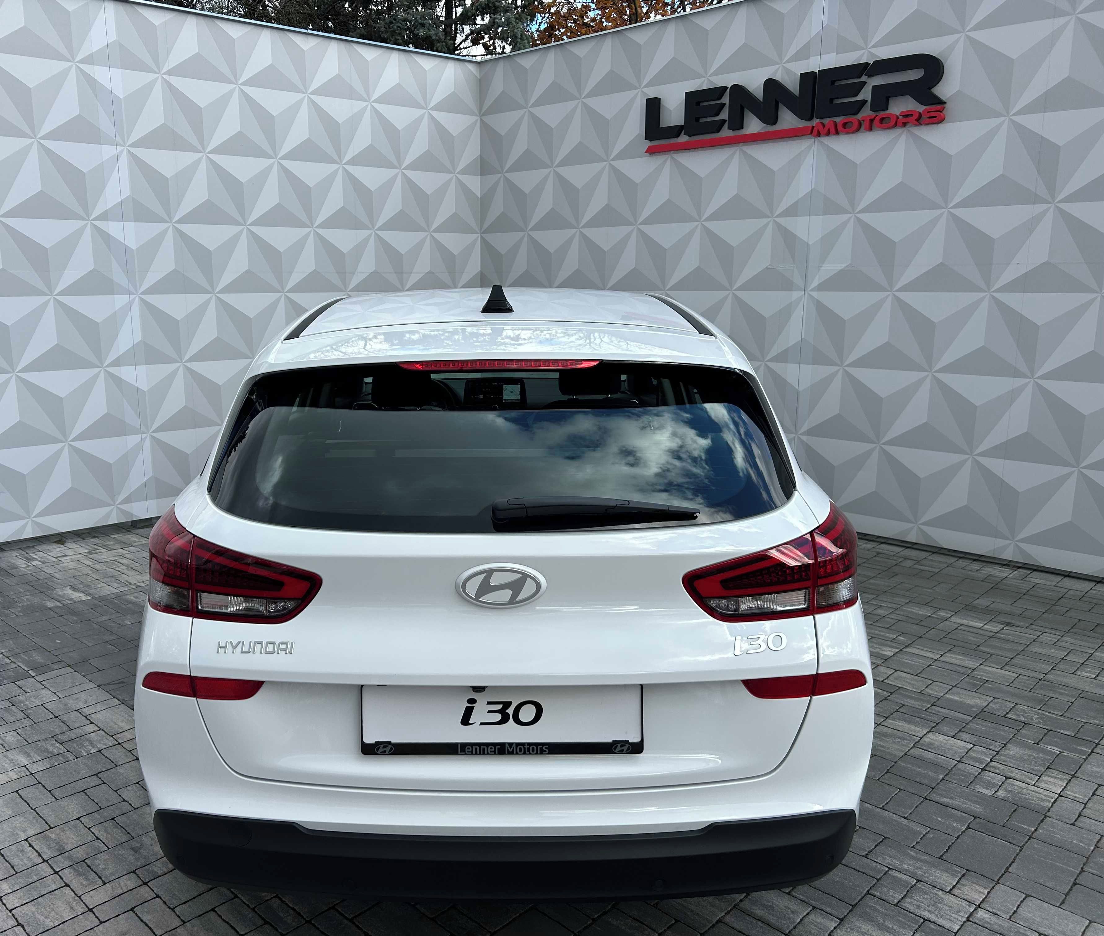 Hyundai i30, 26 WG 1,0 T-GDI MT COMFORT - fotka 5