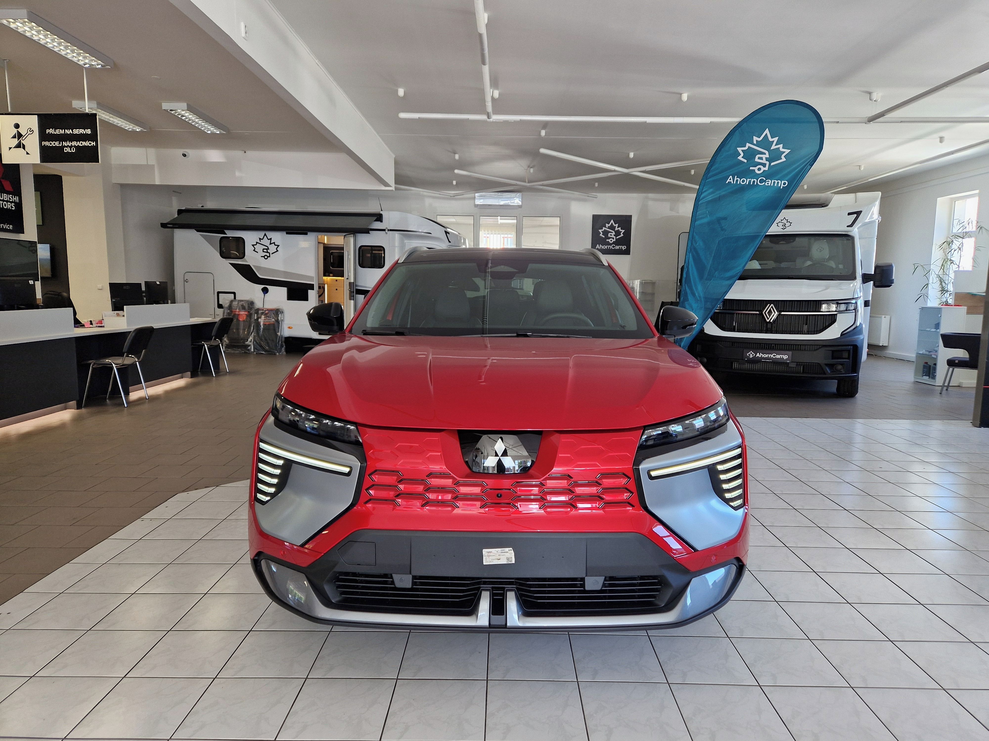Mitsubishi Eclipse Cross, INSTYLE 160kW/220k 87kWh - fotka 2