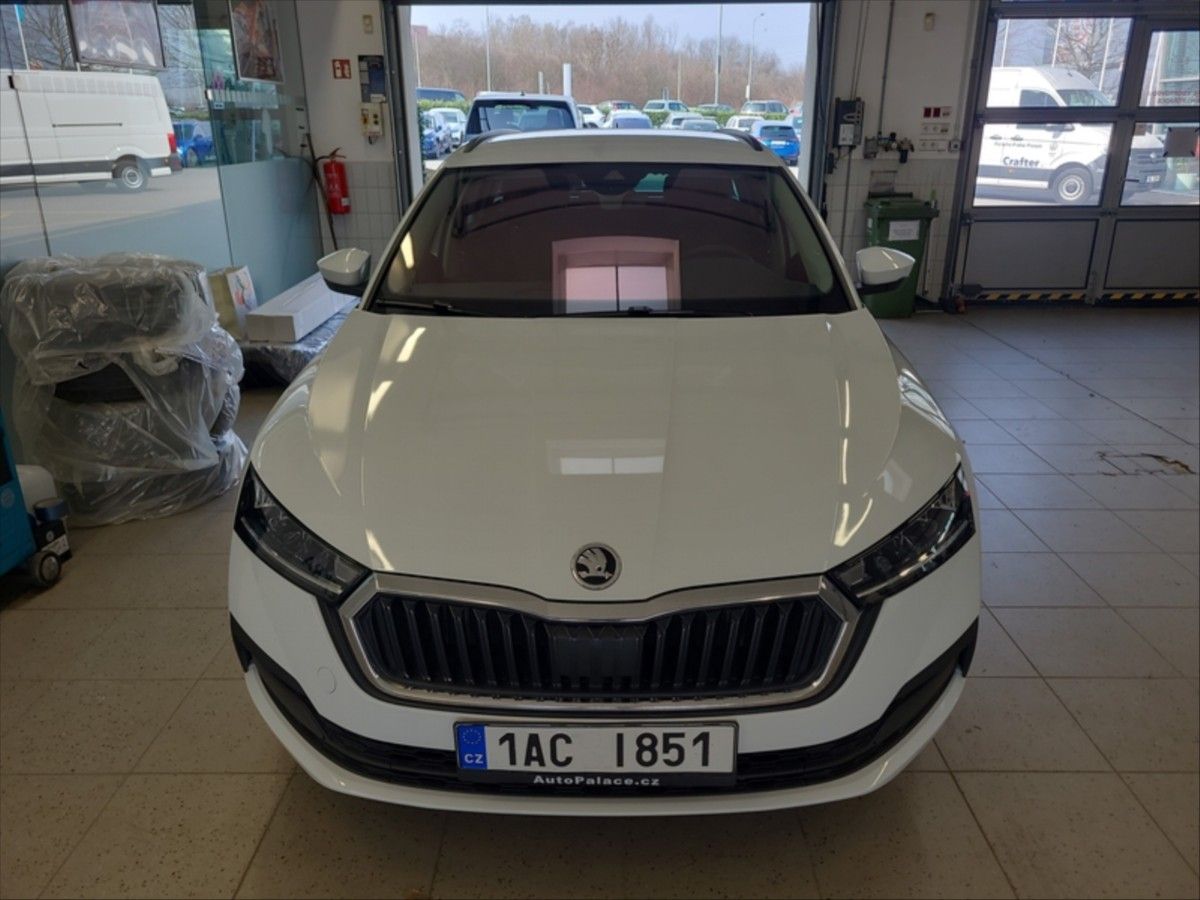 Škoda Octavia, 2,0 TDi Combi Ambition+ - fotka 4