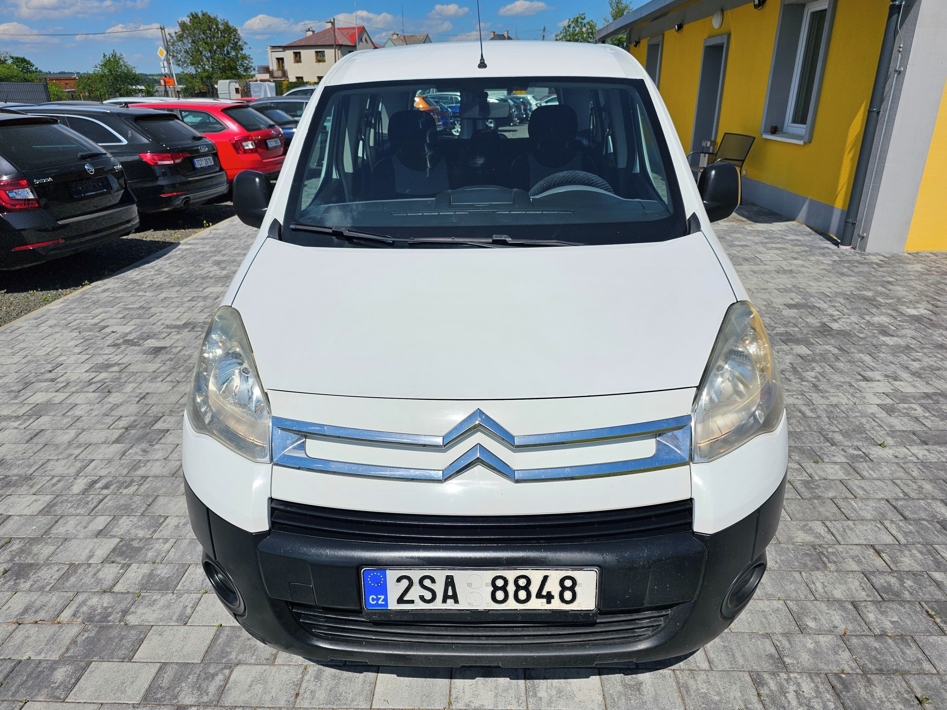 Citroën Berlingo, 1.6 HDI, 5 míst - fotka 2