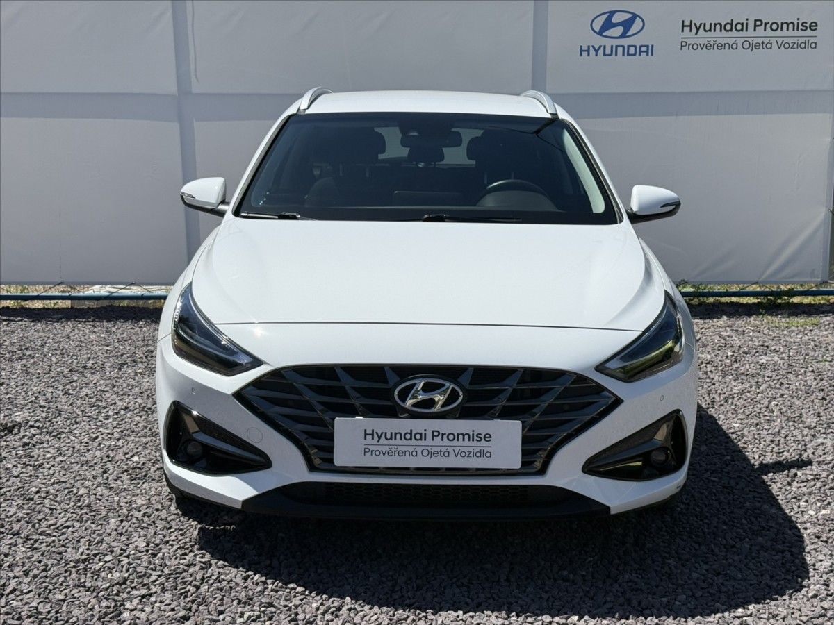 Hyundai i30, 1,5 T-GDI 118kW Family Smart - fotka 4