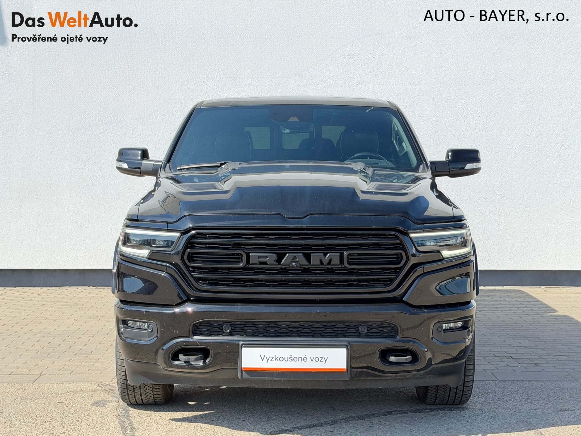 Dodge Ram, 1500 Limited 5.7 V8 HEMI 295kw - fotka 4