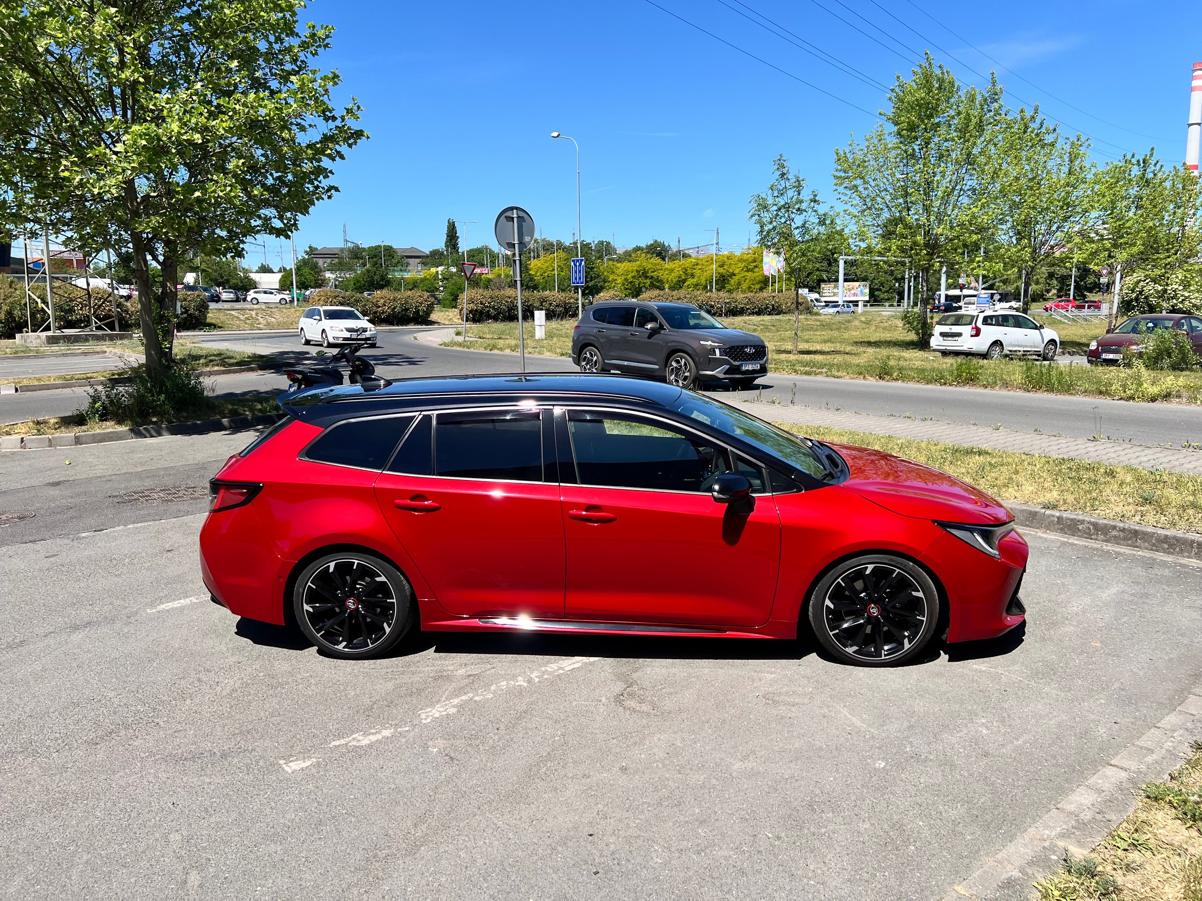Toyota Corolla, 2.0 GR sport dynamic paket - fotka 6