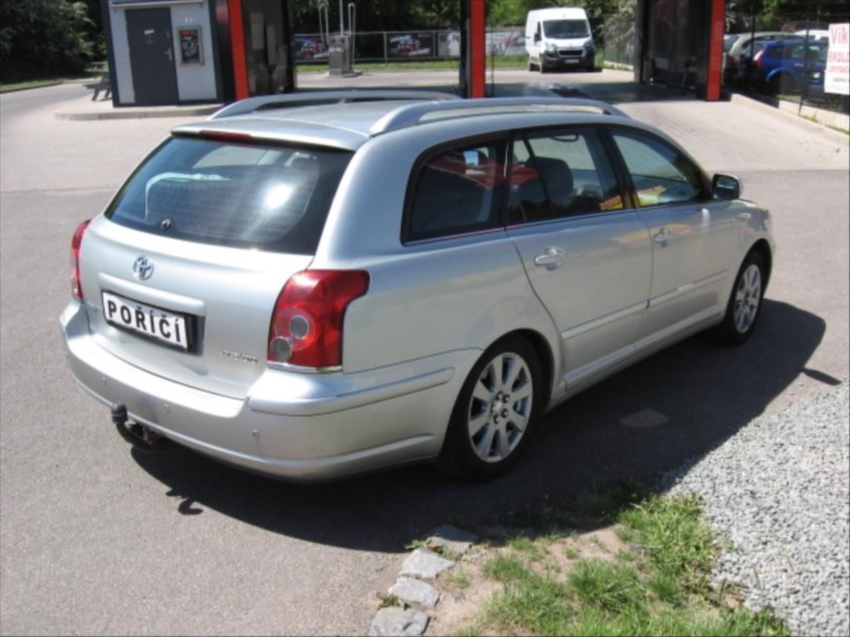 Toyota Avensis, 1,8 VVT- i - fotka 6