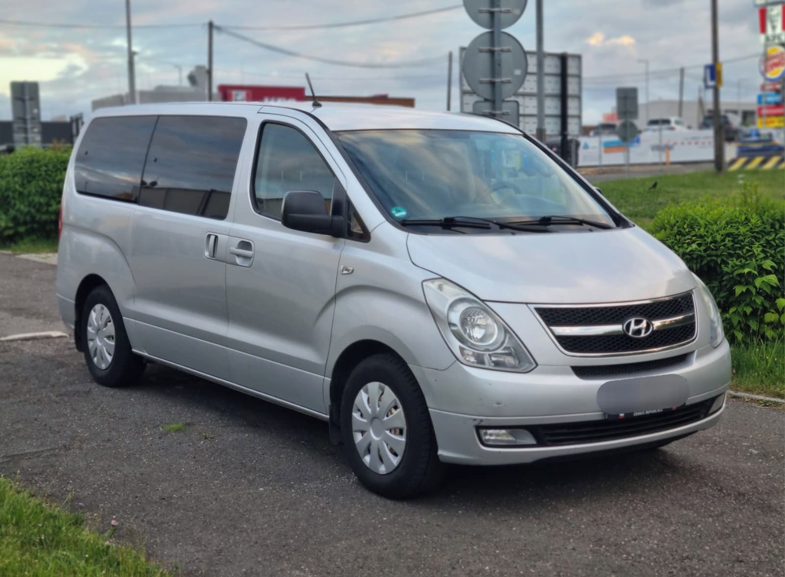 Hyundai H 1, 2.5 CRDi 125 kW 8 míst Klima - fotka 3