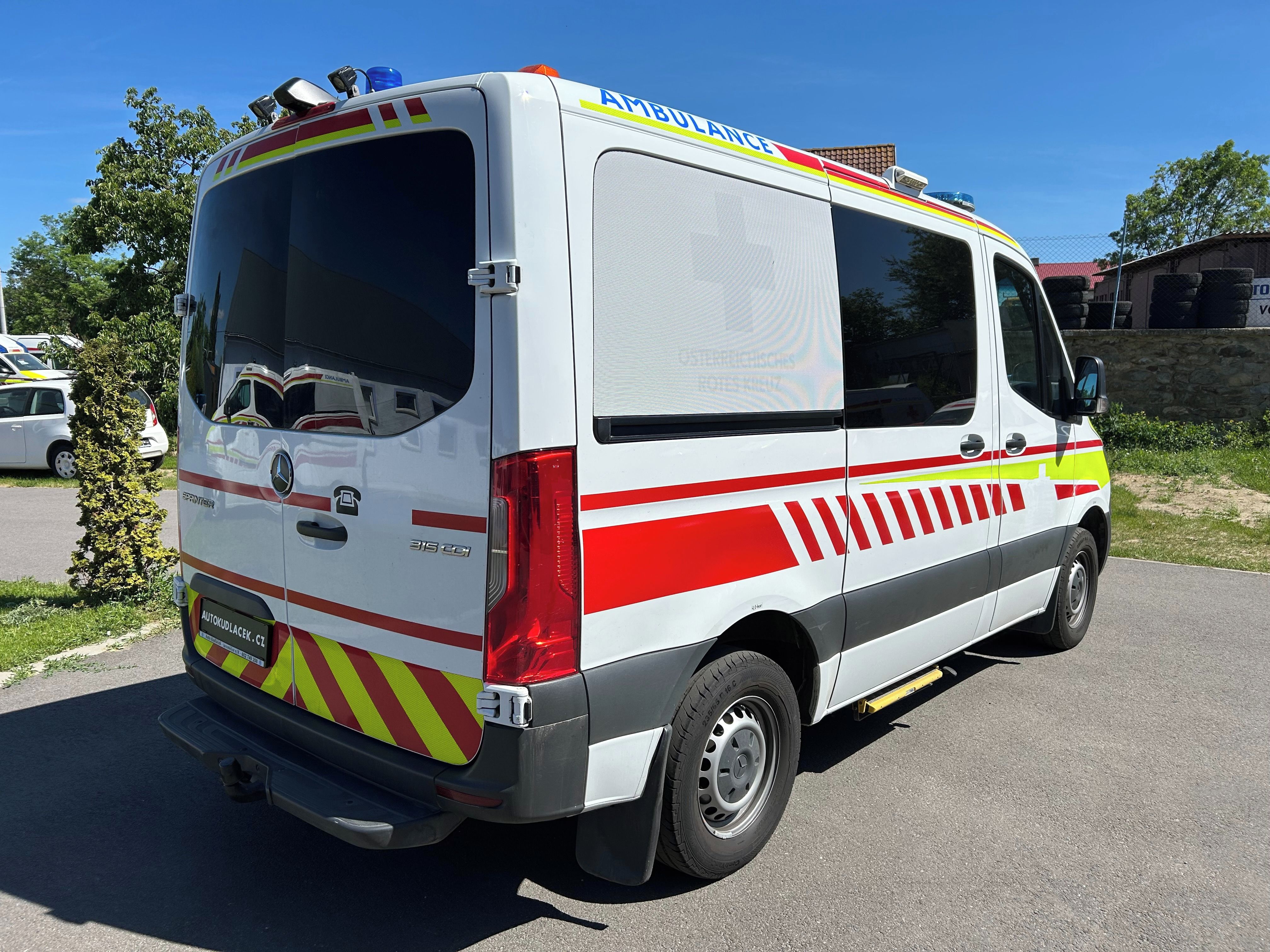 Mercedes-Benz Sprinter, 2.0 CDI Sanitní vůz - automat - fotka 3