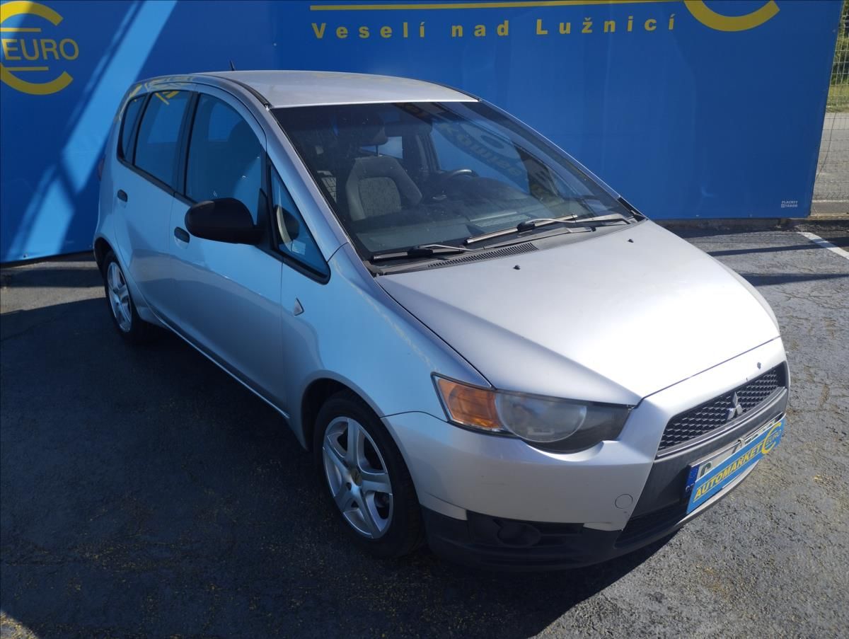 Mitsubishi Colt, 1,1 55KW - fotka 3