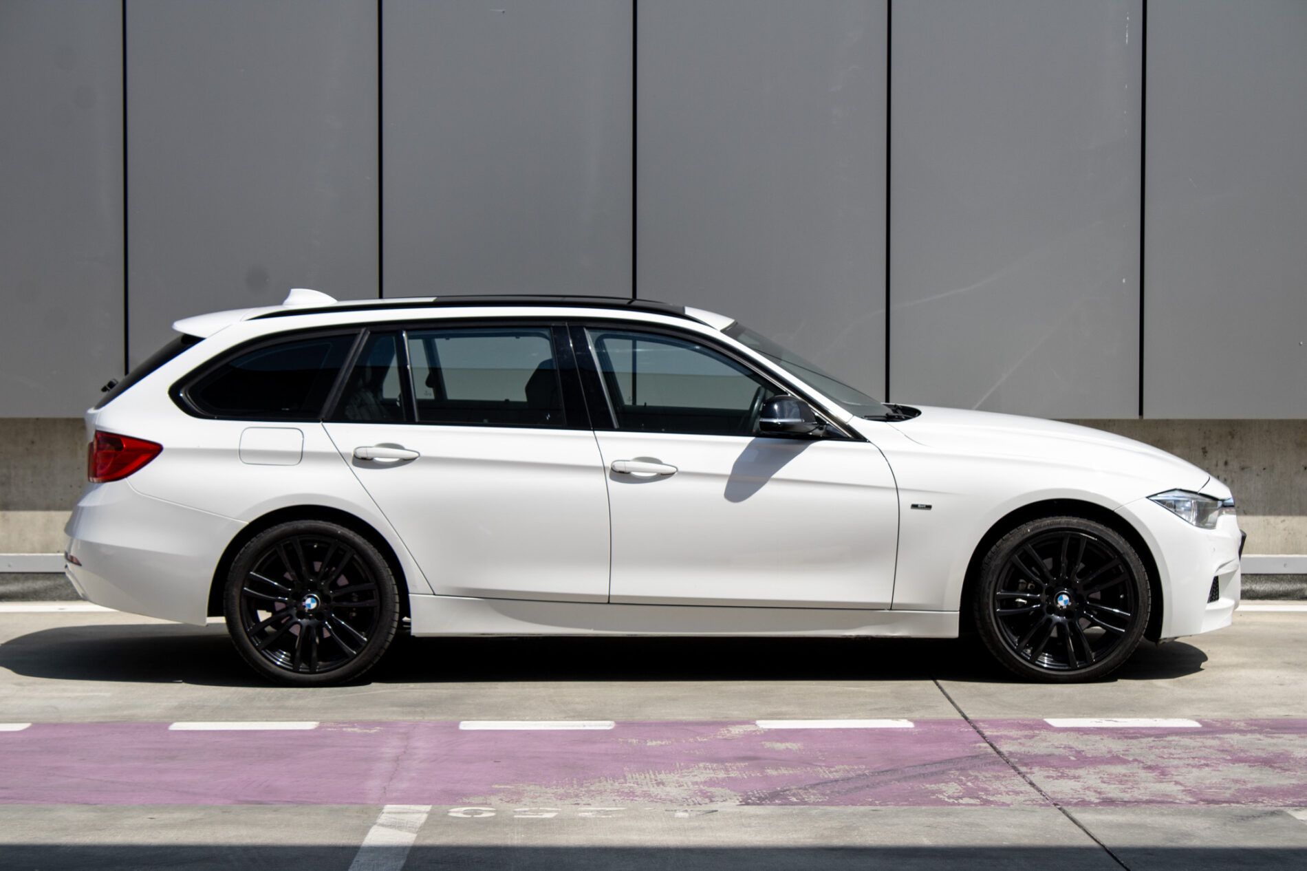 BMW, rad 3 Touring - fotka 4