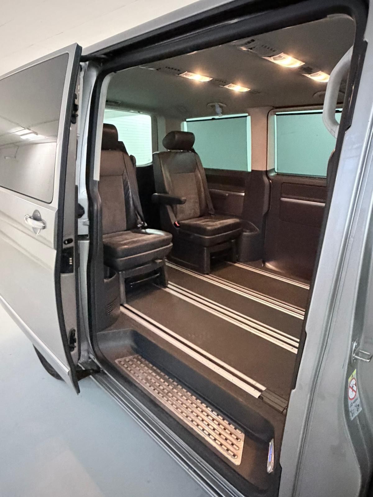 Volkswagen Multivan, 2.0 TDI - fotka 2