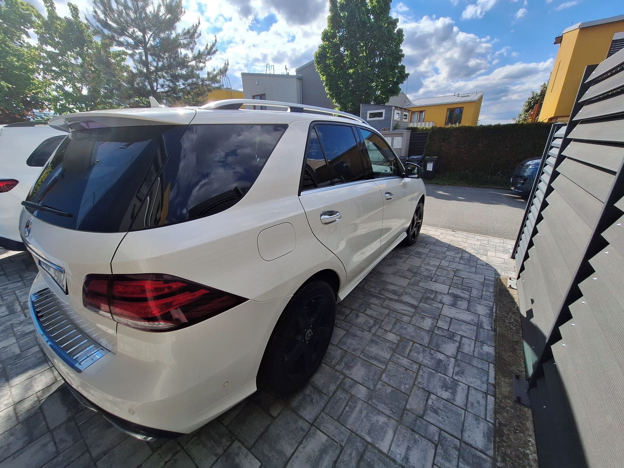 Mercedes-Benz GLE - fotka 5