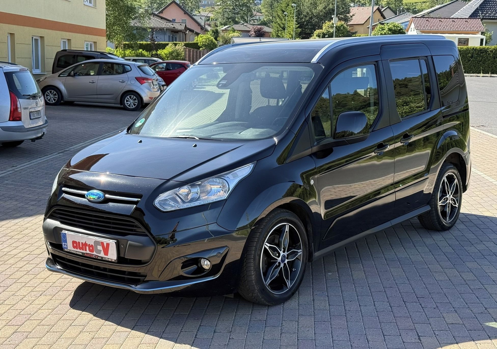 Ford Tourneo Connect, 1.5 TDCI 88kW VYH.OKNO