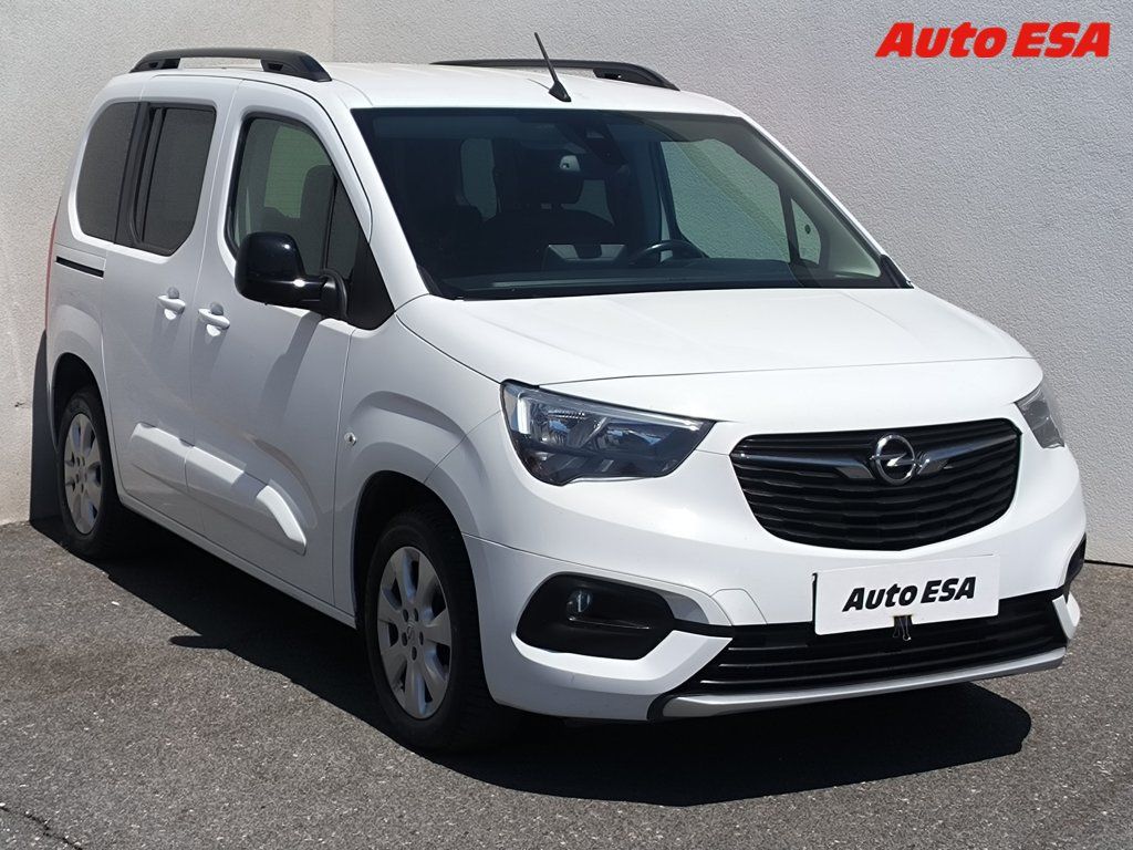 Opel Combo, 1.5CDTi,1.maj,ČR,Elegance