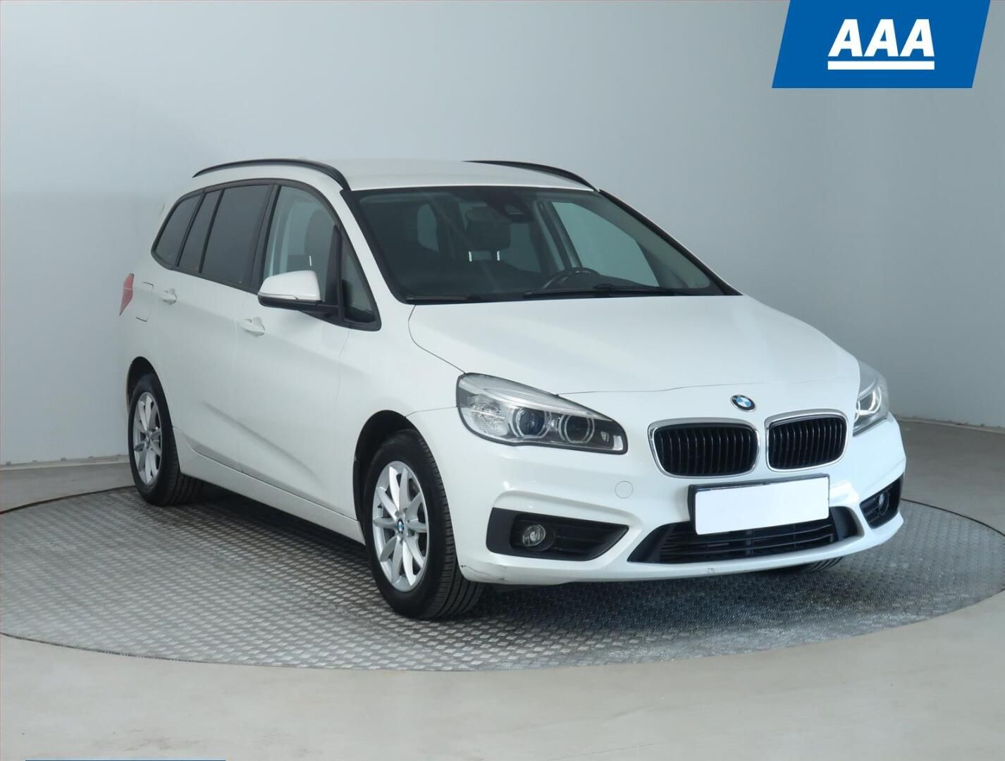 BMW Řada 2, 218i Gran Tourer, Serv.kniha