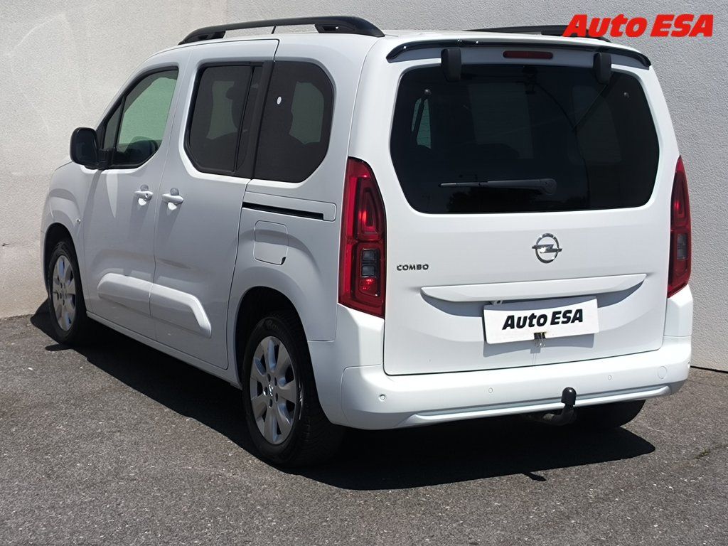 Opel Combo, 1.5CDTi,1.maj,ČR,Elegance - fotka 6