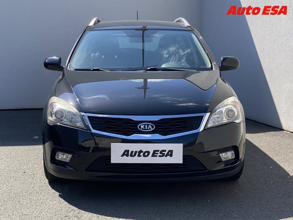 Kia Cee´d, 1.4,Vision - fotka 2