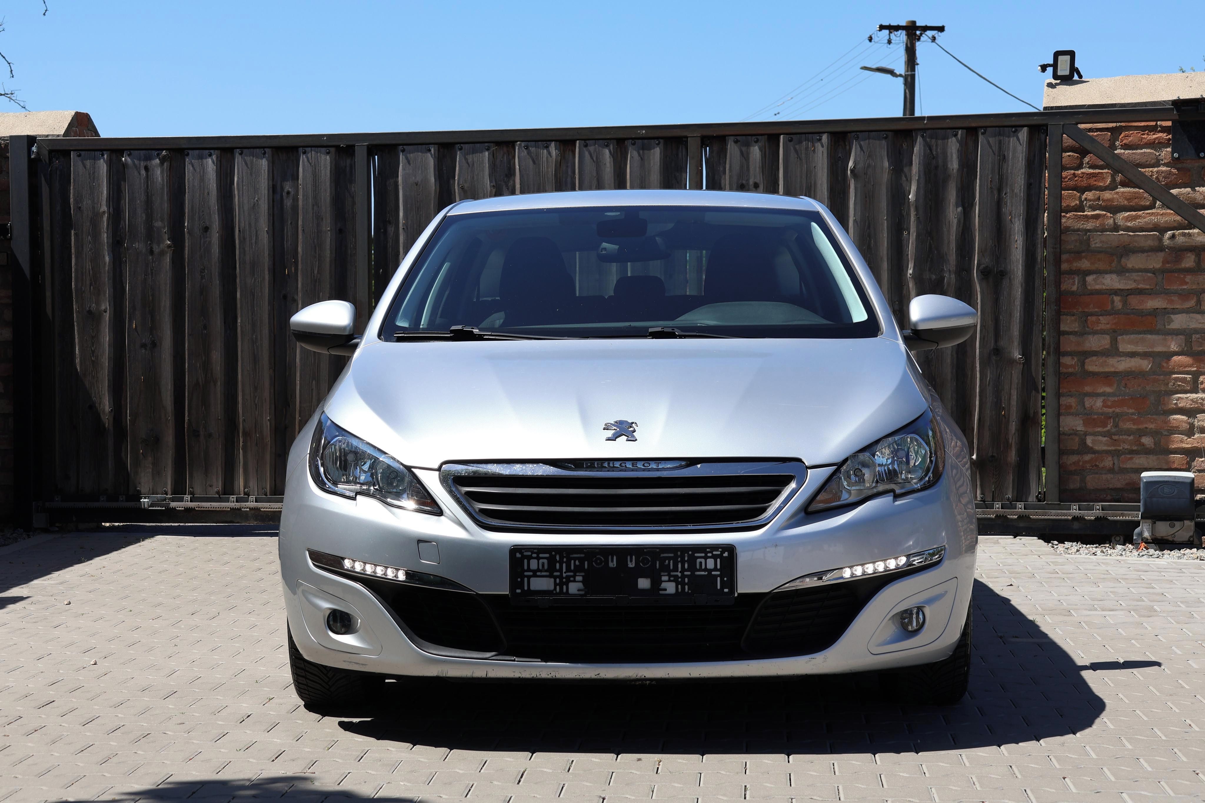 Peugeot 308, 1.6HDI 88kW LED NAVI P. SERVIS - fotka 2