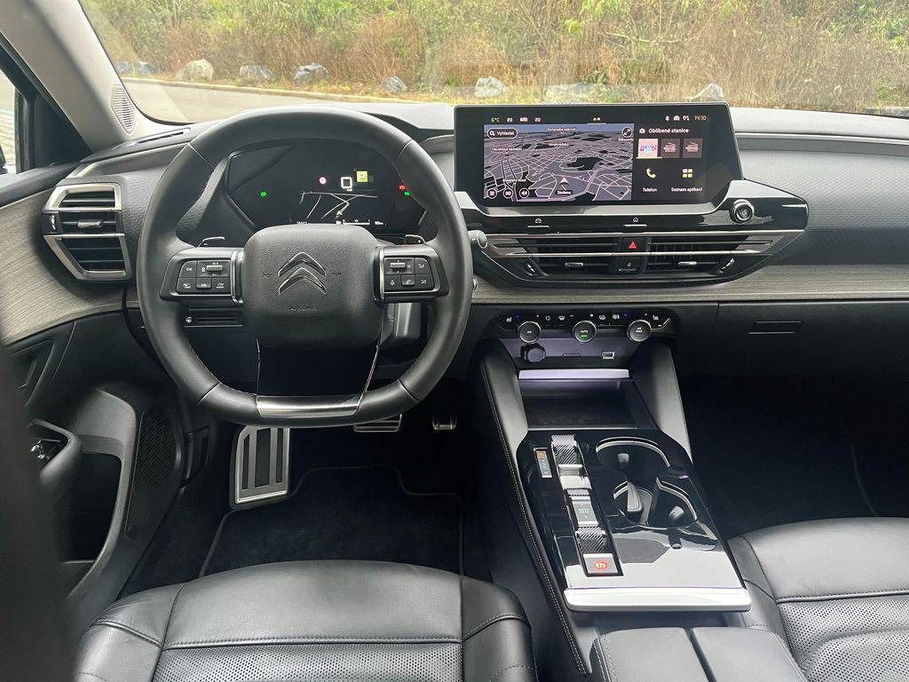 Citroën C5, X 1,6 PureTech 180 SHINE - fotka 5