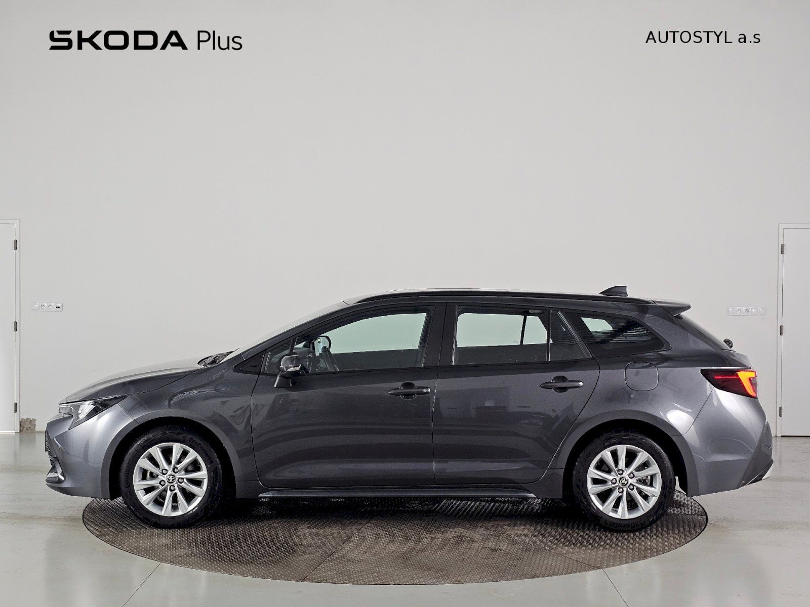 Toyota Corolla, TS 1.8HEV 140k COMFORT TECH - fotka 3