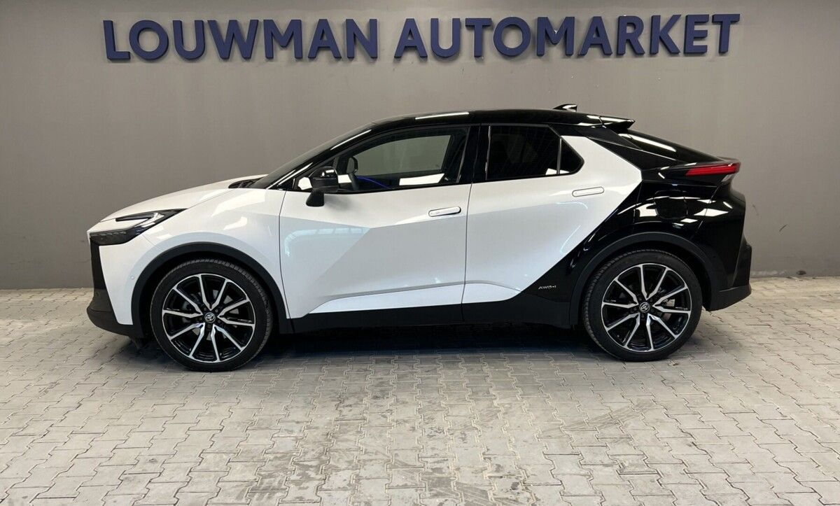 Toyota C-HR, GR SPORT PREMIERE EDITION AWD - fotka 3