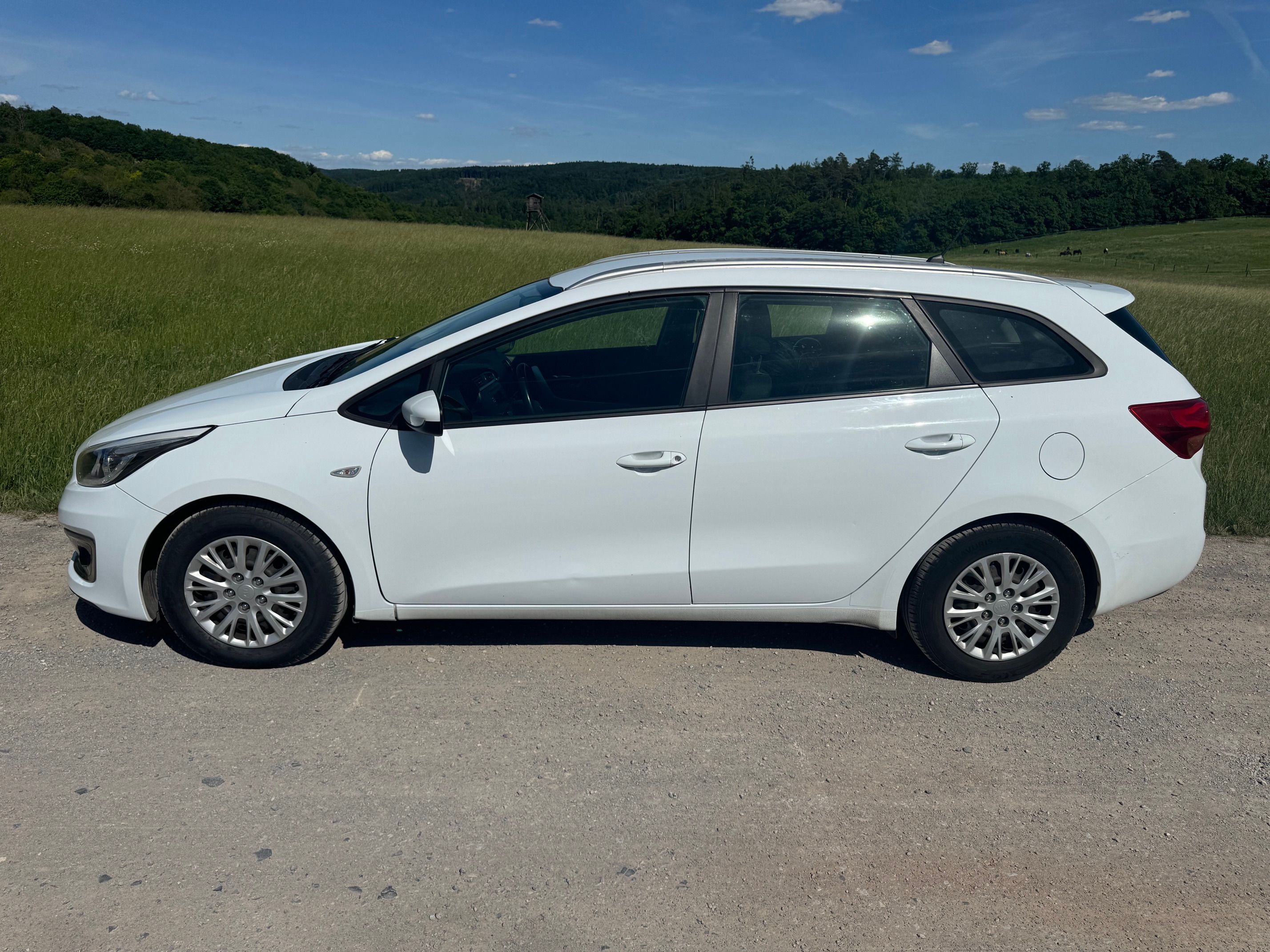 Kia Cee´d, SW 1.6CRDi 100kW KOUPENO V ČR - fotka 5