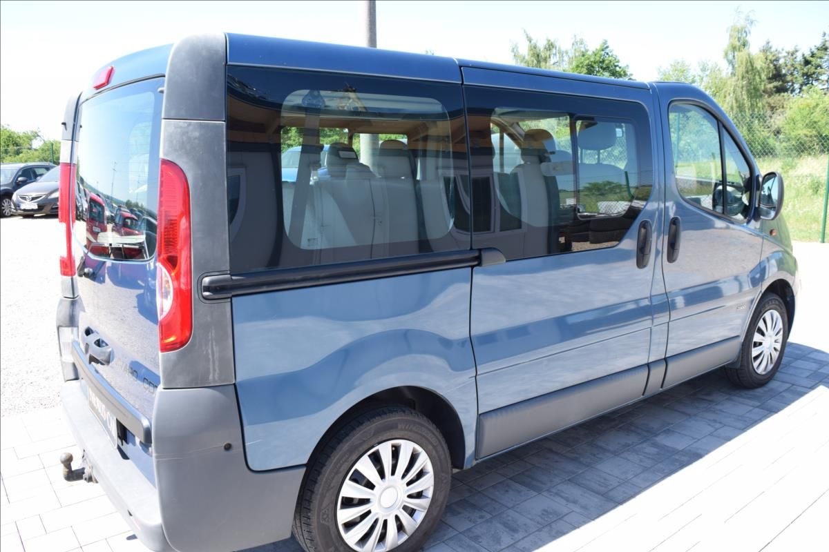 Opel Vivaro, 2,0 dCi 84KW TAŽNÉ 9MÍST - fotka 5