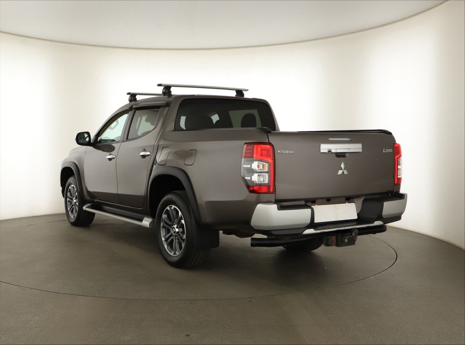 Mitsubishi L200, 2.2 DI-D, 4X4, Automat - fotka 4