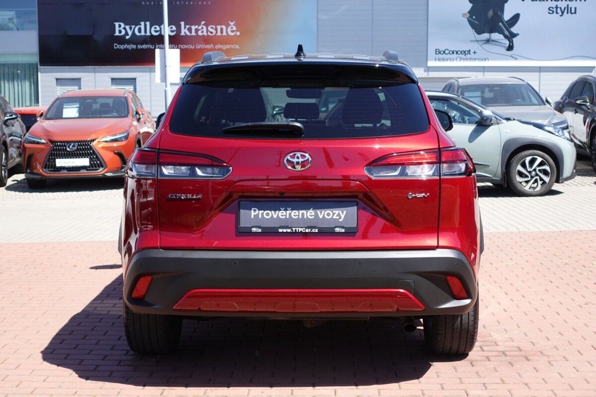 Toyota Corolla, 2,0 HEV Executive (bi-tone) 4x - fotka 5