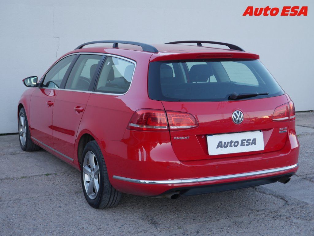 Volkswagen Passat, 2.0 TDI,ČR - fotka 4