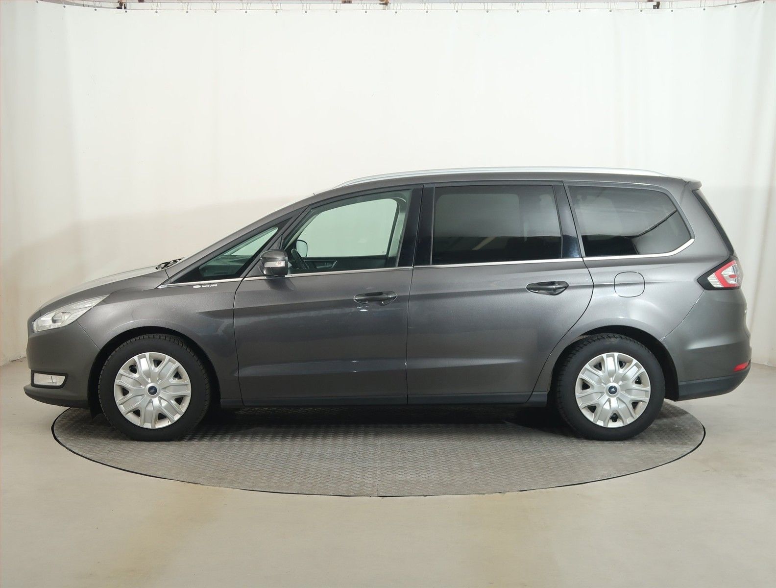 Ford Galaxy, 2.0 TDCi, 4X4, 7 míst - fotka 3