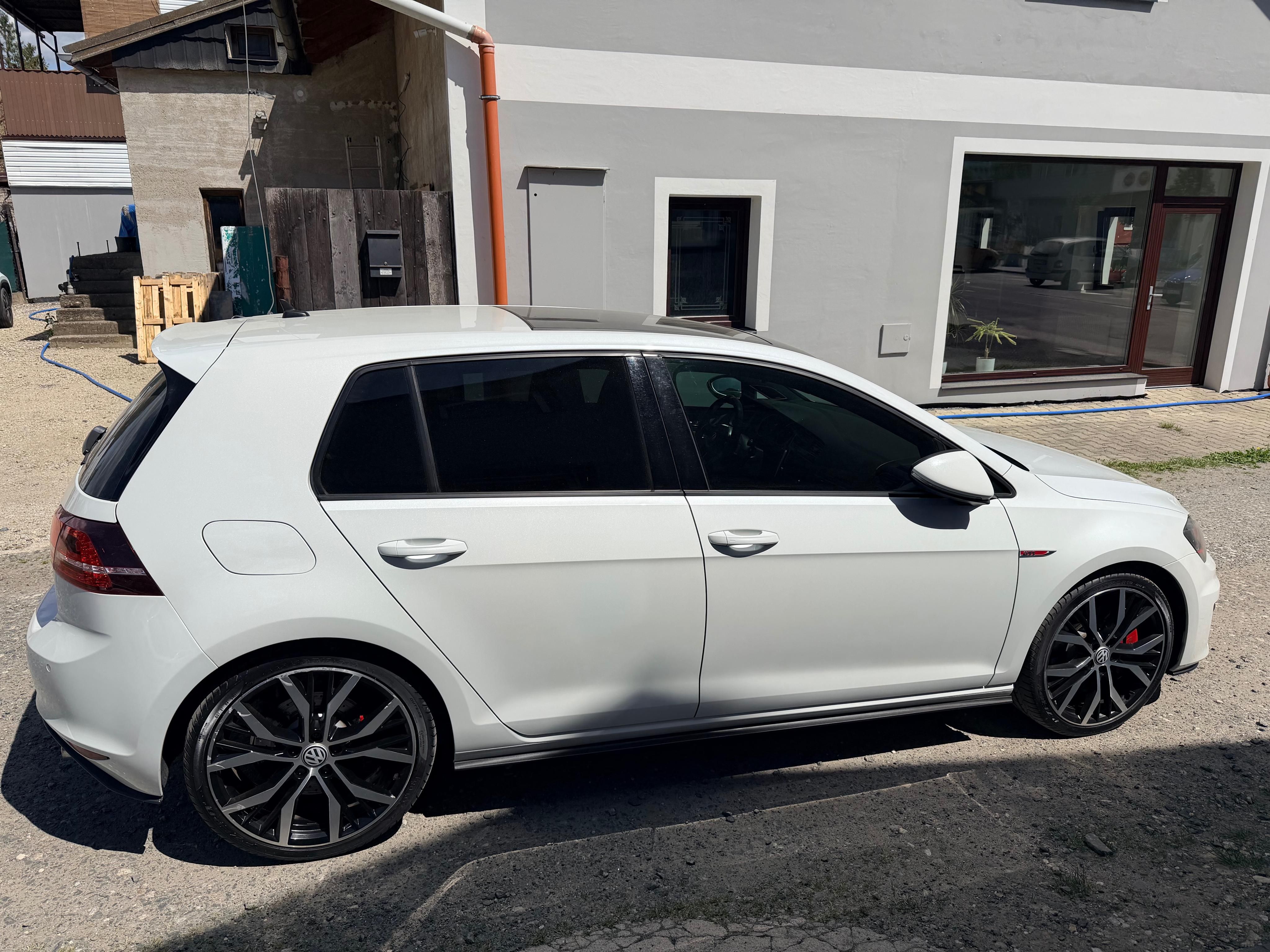 Volkswagen Golf, Golf GTI 2 TSI