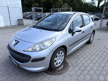 1.4i 54 kW 1. majitel ČR