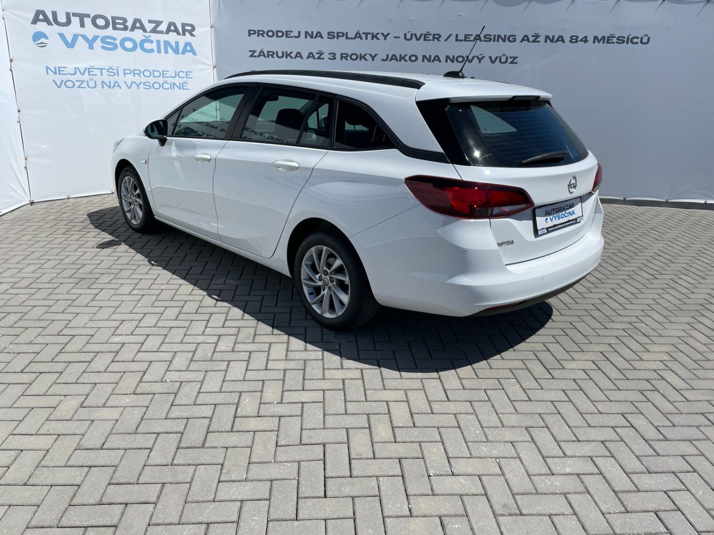 Opel Astra, ST 1.2 turbo 96kW! Navi! - fotka 6