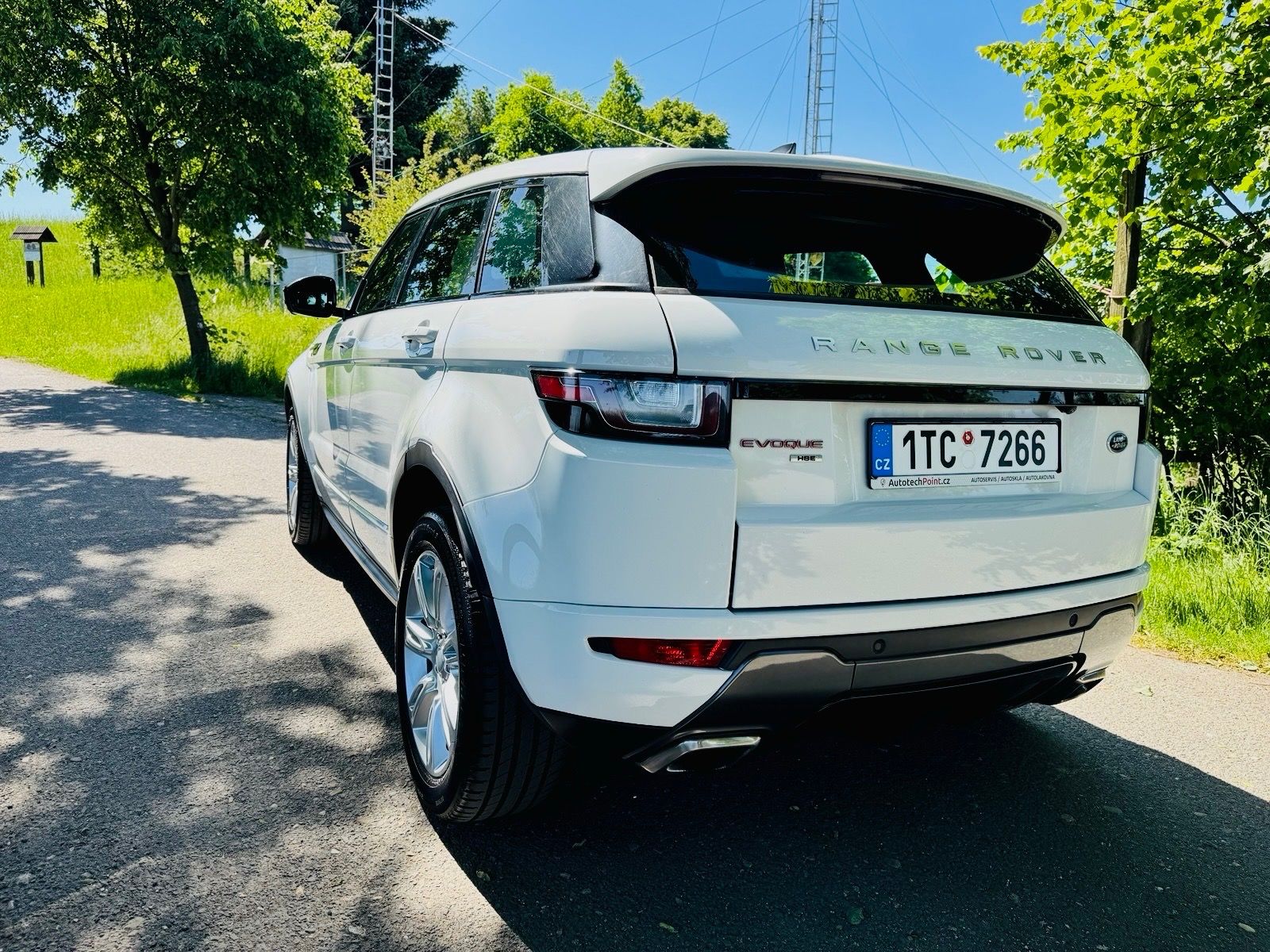 Land Rover Range Rover Evoque, 2.0td4,132Kw,4x4 - fotka 4