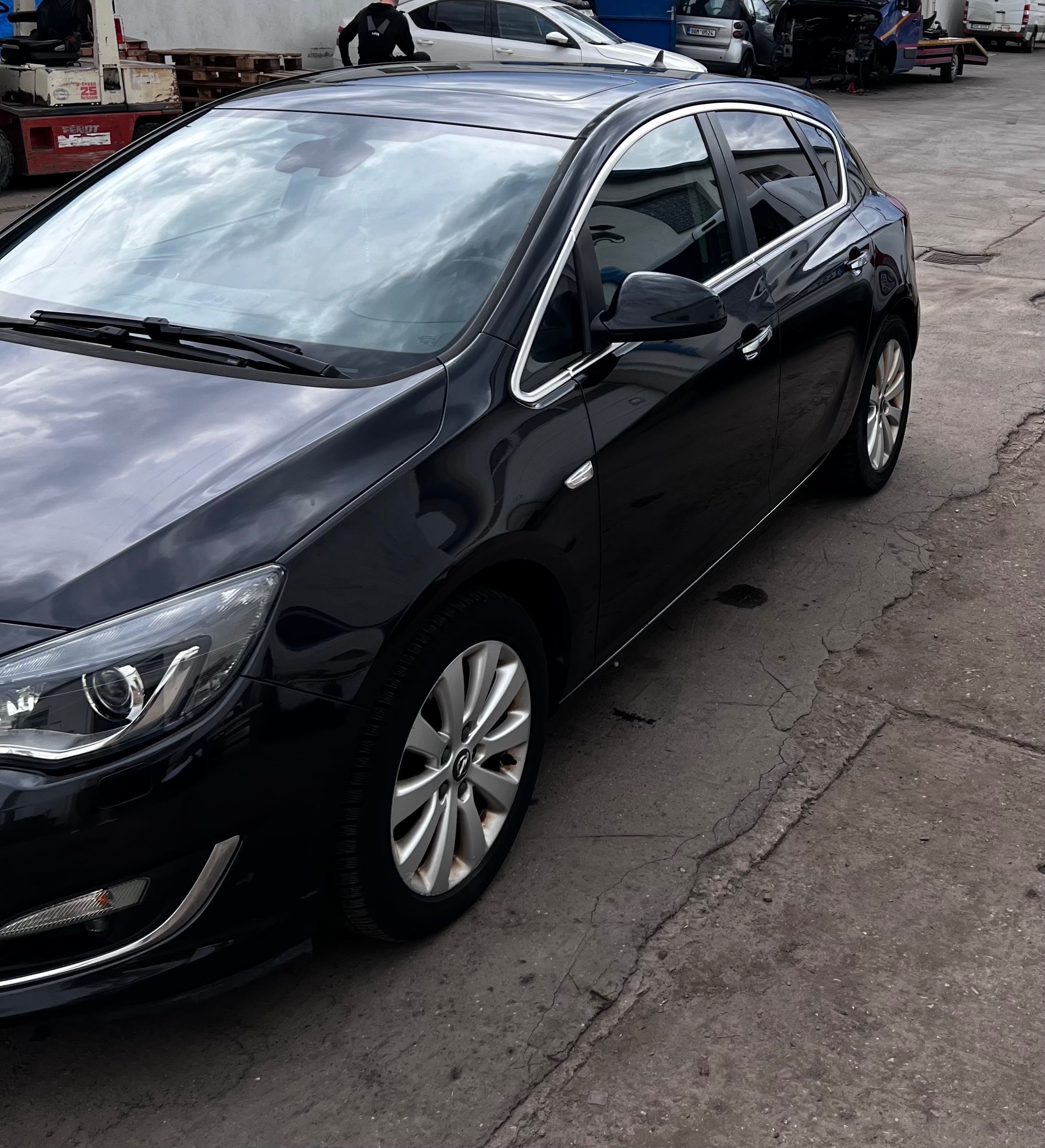 Opel Astra, 2.0 CDTI 121kw automat - fotka 4