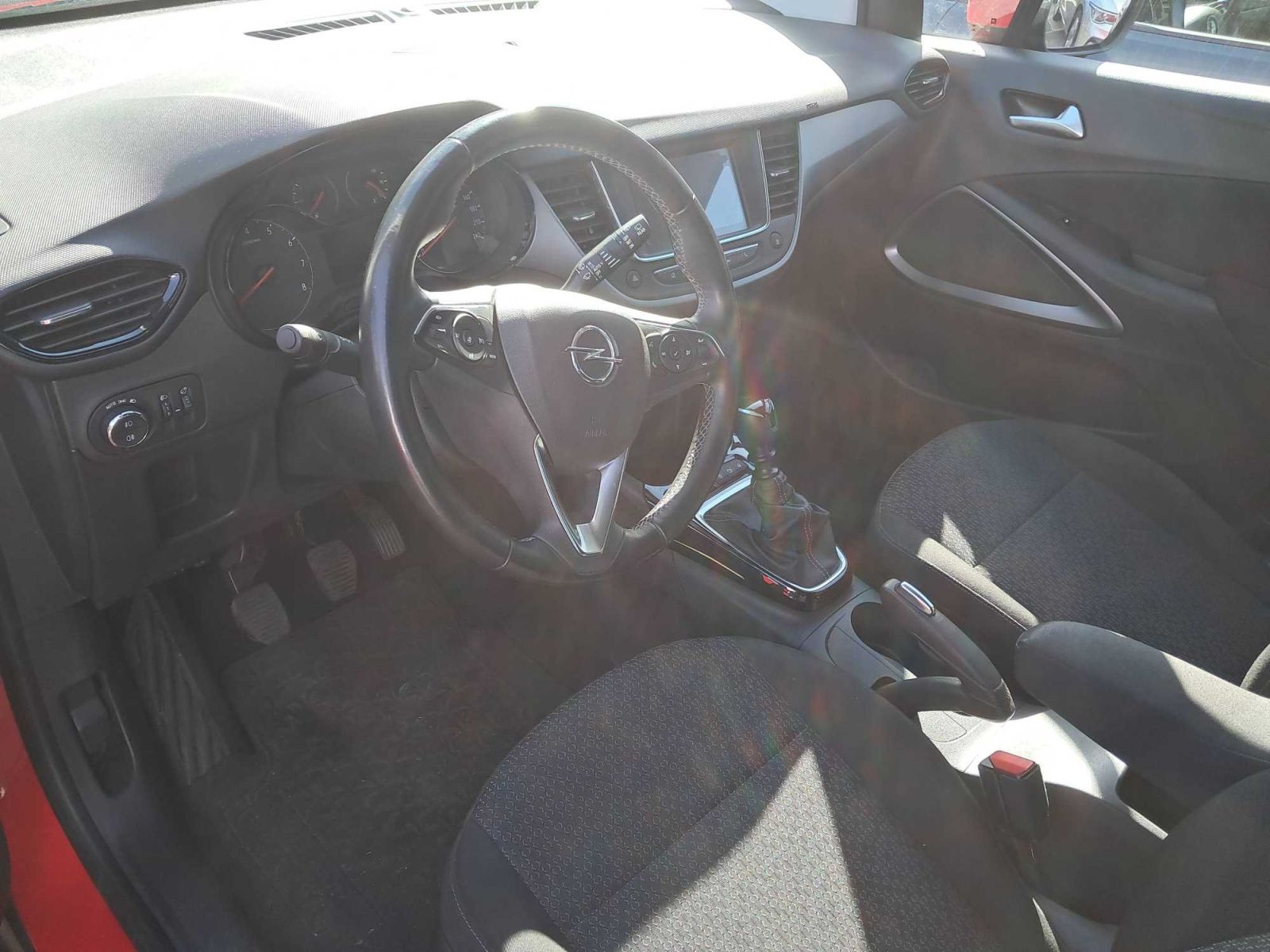 Opel Crossland, 1.2 Turbo, ČR,1.maj - fotka 3