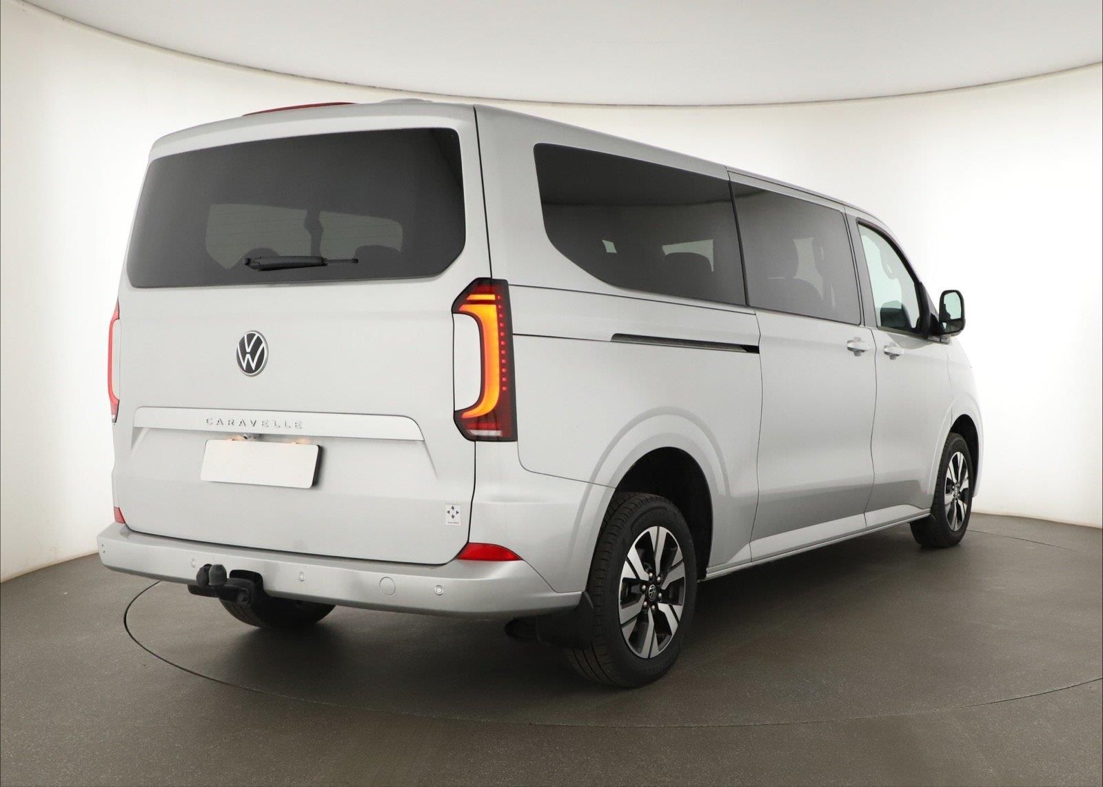 Volkswagen Caravelle, 2.0 TDI, 8 míst, LR, Automat - fotka 5