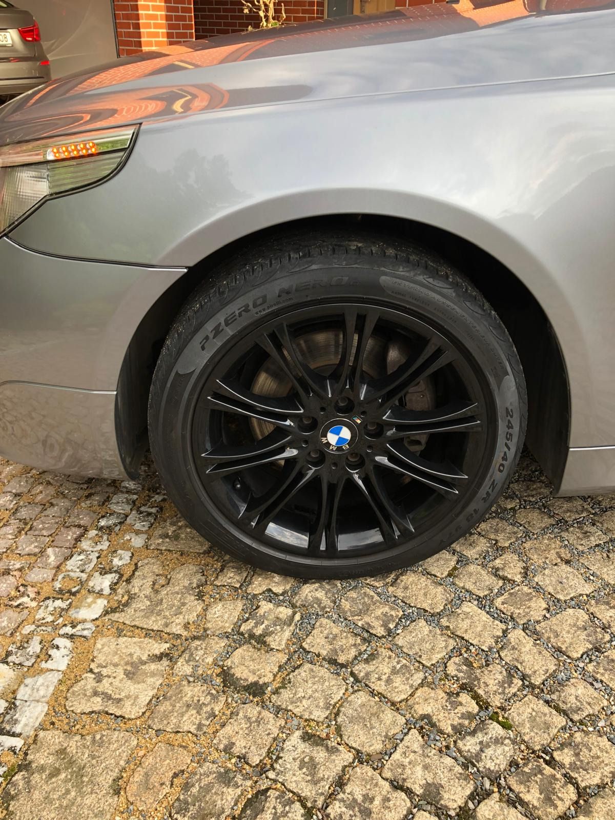 BMW Řada 5, BMW 525 XI - fotka 5