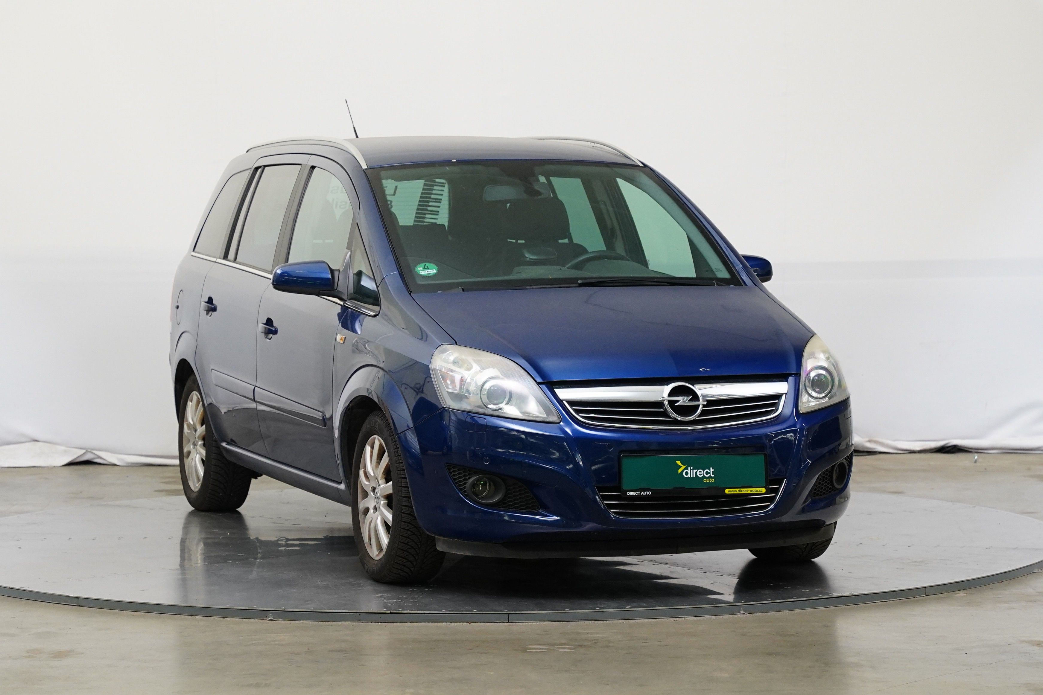 Opel Zafira, 2.2 i 110 kW Innovation - fotka 2