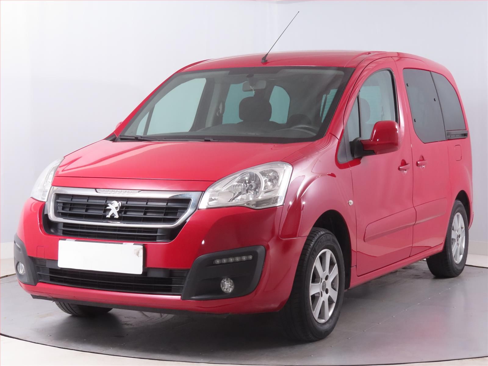 Peugeot Partner, 1.6 16V, 5Míst, Klima, ČR - fotka 2