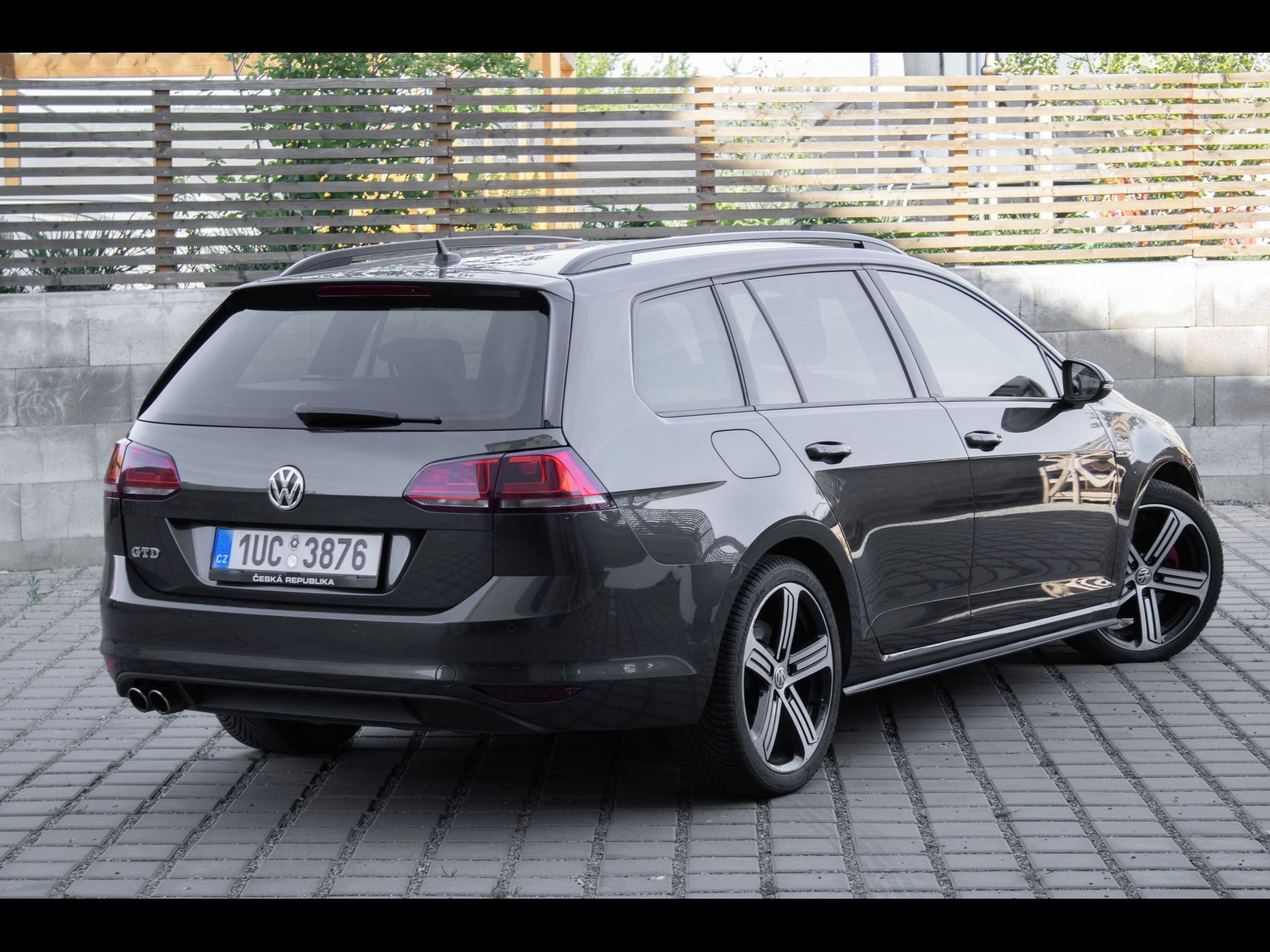 Volkswagen Golf - fotka 5