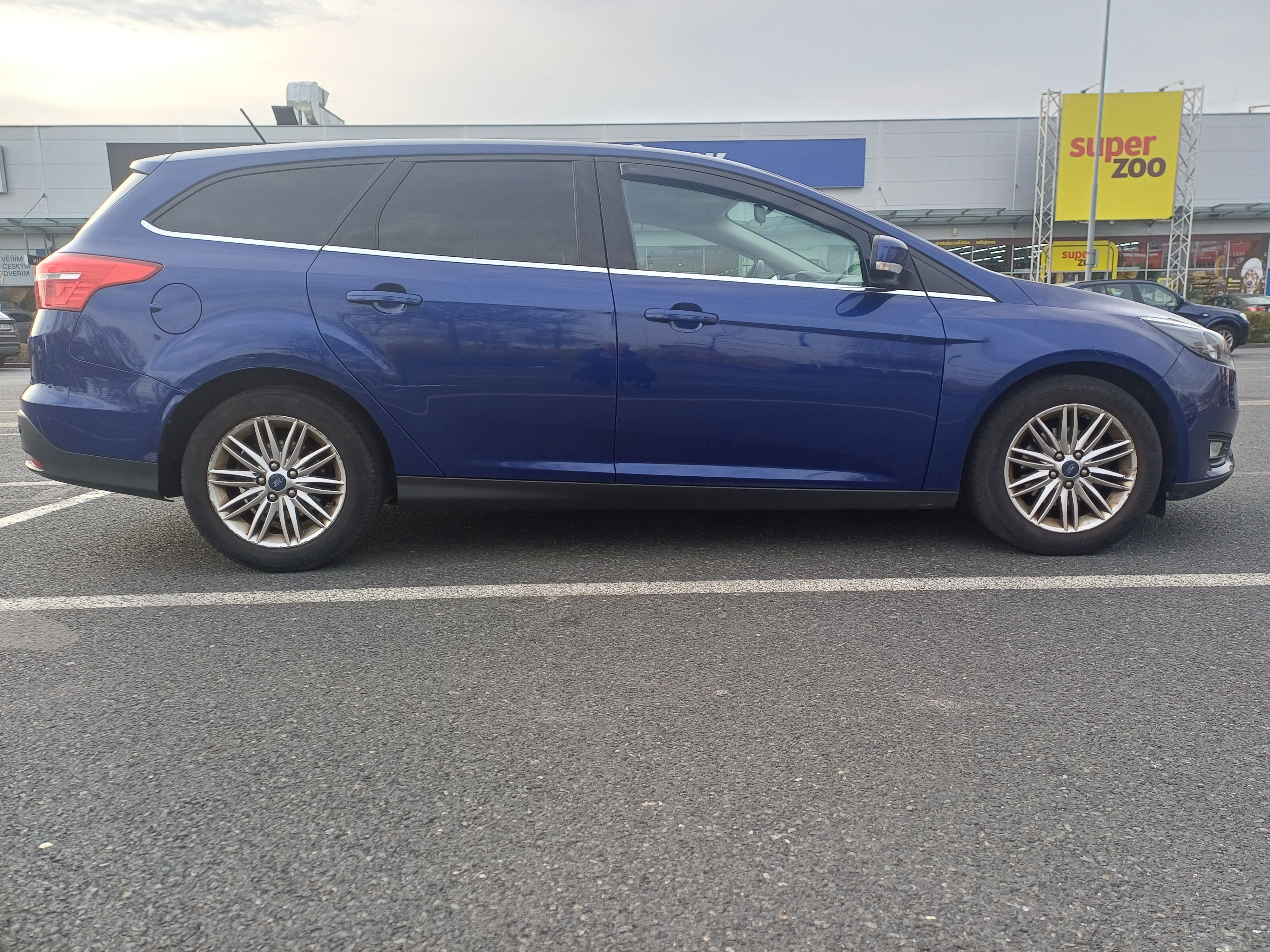 Ford Focus, 1.0 EcoBoost 92 kW - fotka 4