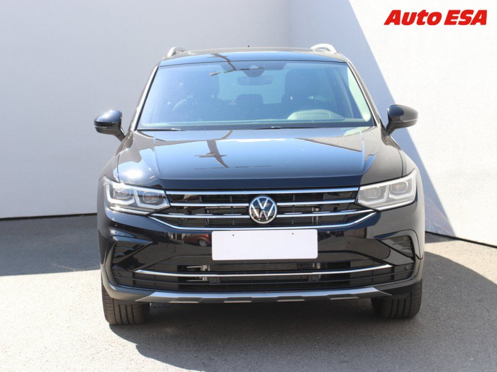 Volkswagen Tiguan, 1.5 TSI,1.maj,ČR - fotka 2