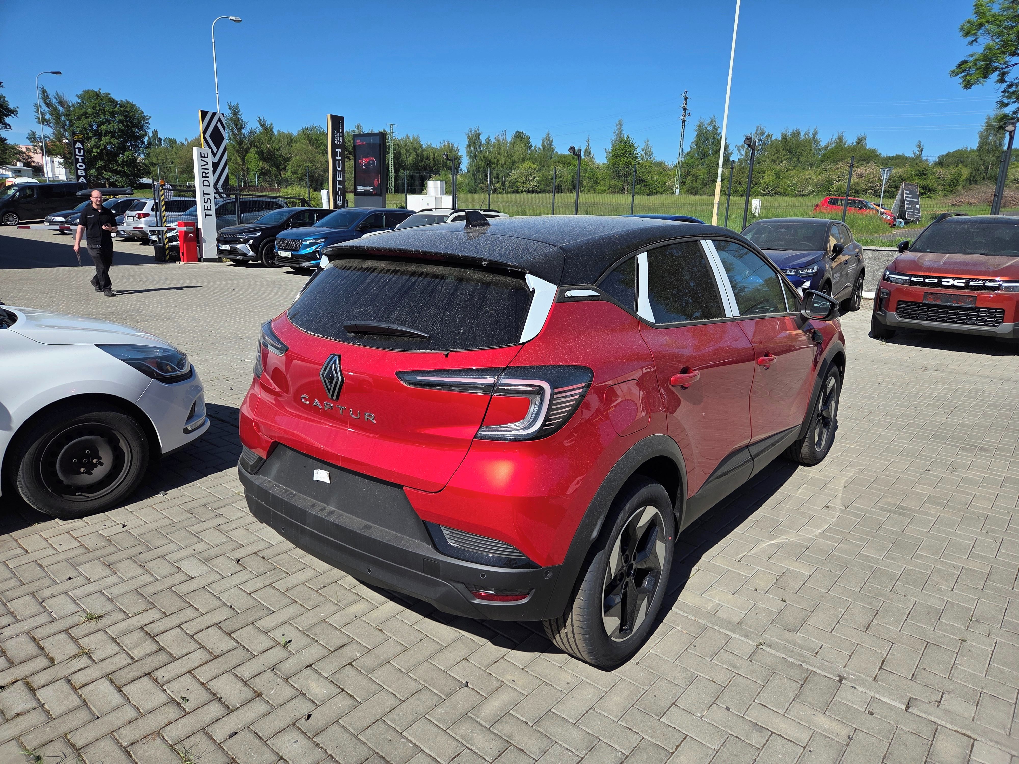 Renault Captur, techno TCe 115 - fotka 5