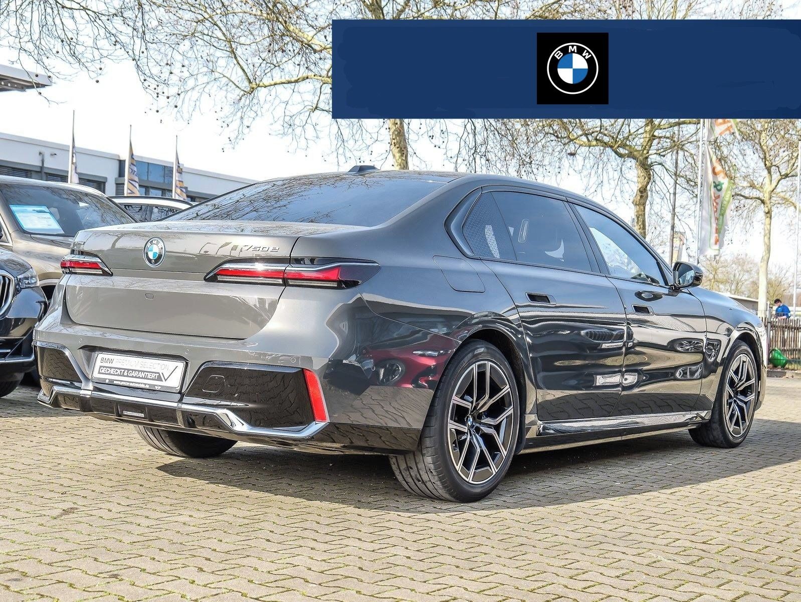 BMW Řada 7, 750 e xDrive M Sport Integral - fotka 4