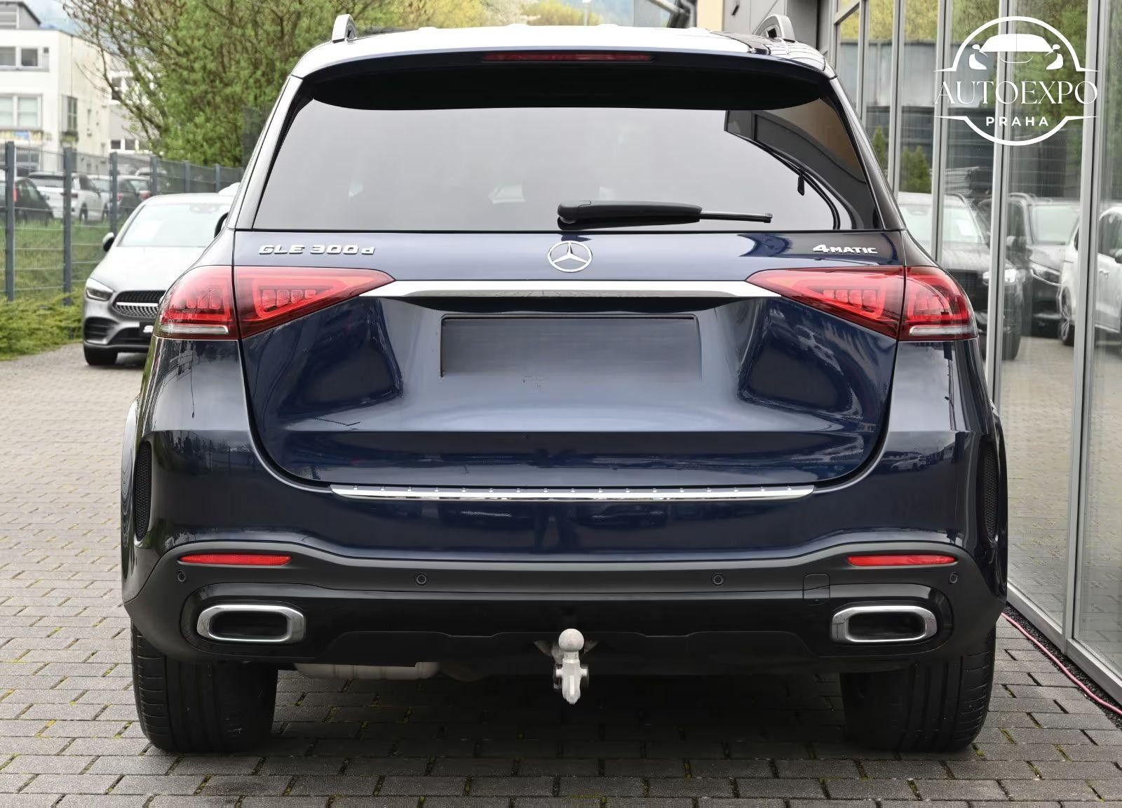 Mercedes-Benz GLE, GLE 300 4Matic AMG Line ° - fotka 4