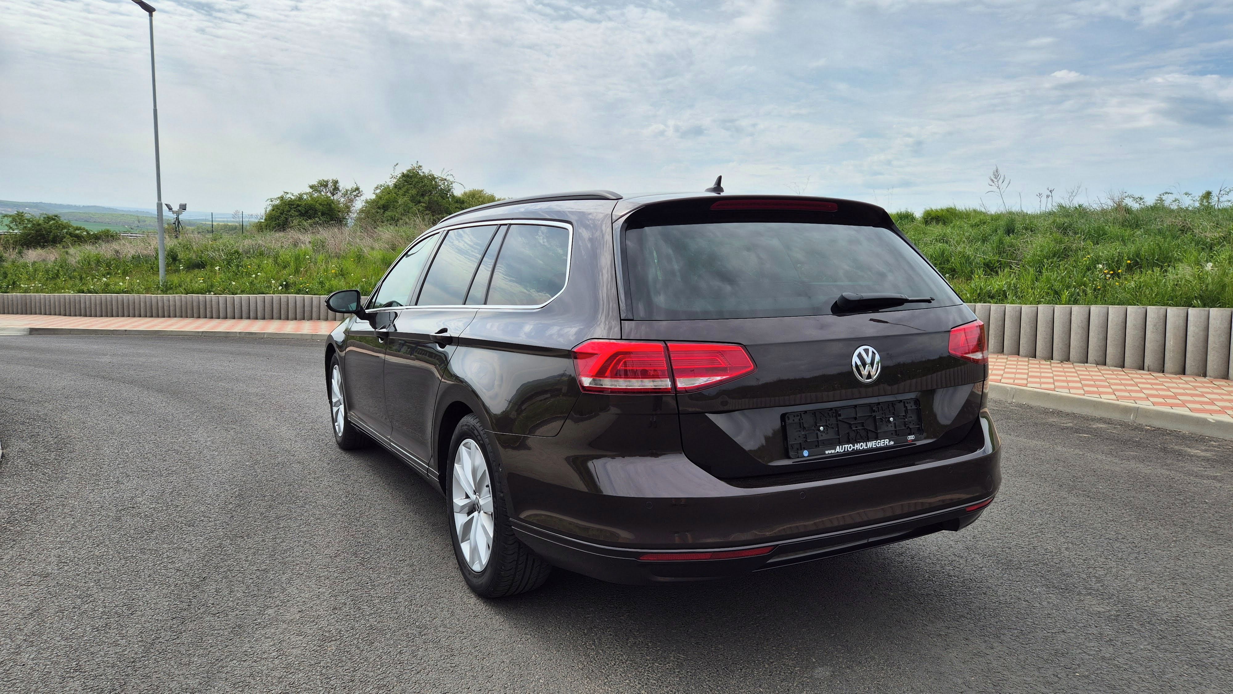 Volkswagen Passat, 2,0tdi servis VW - fotka 4